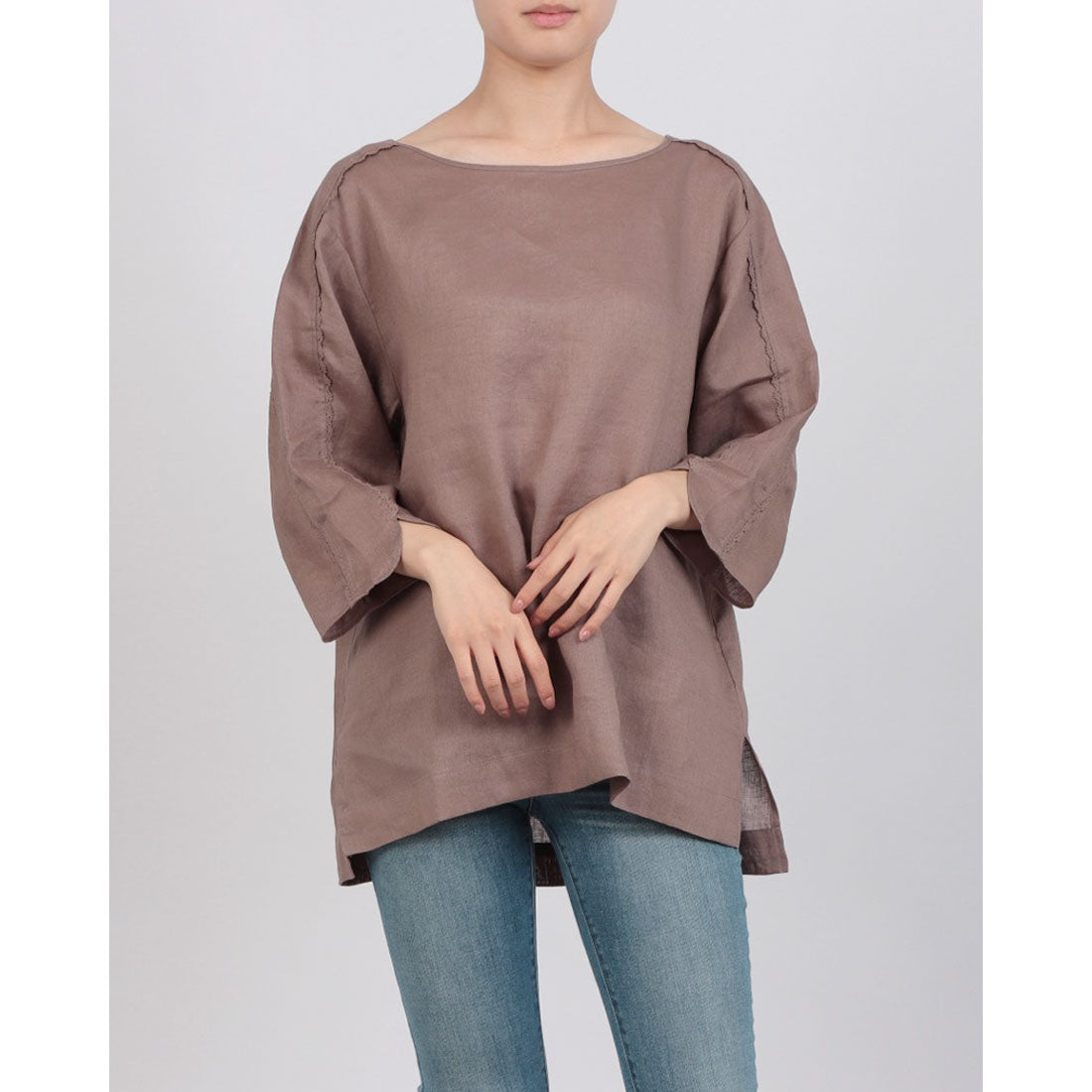 ドゥクラッセ DoCLASSE 21番リネン・ラインレースブラウス (ライトブラウン) ライトブラウン