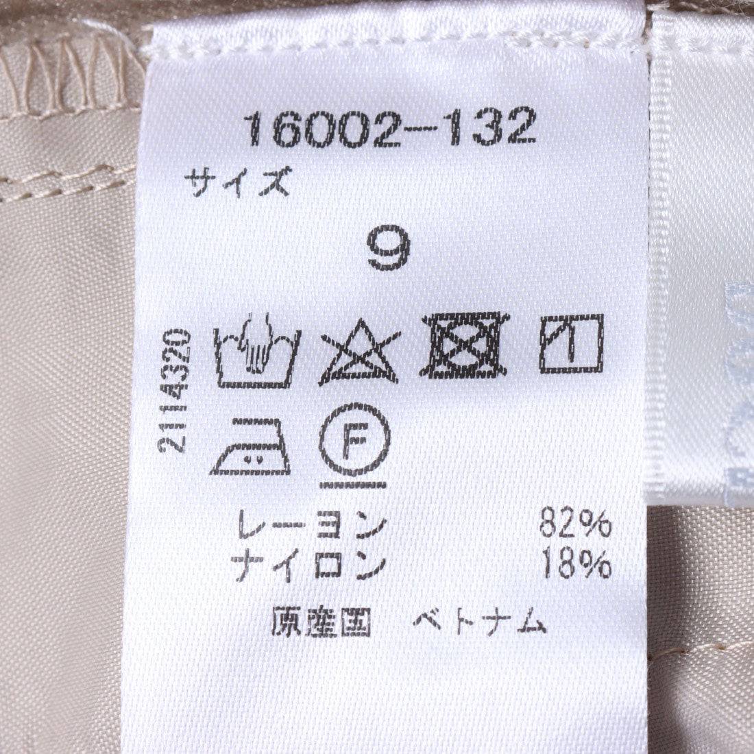 ドゥクラッセ DoCLASSE ワッシャー加工・リラックスイージーパンツ (ライトベージュ) ライトベージュ