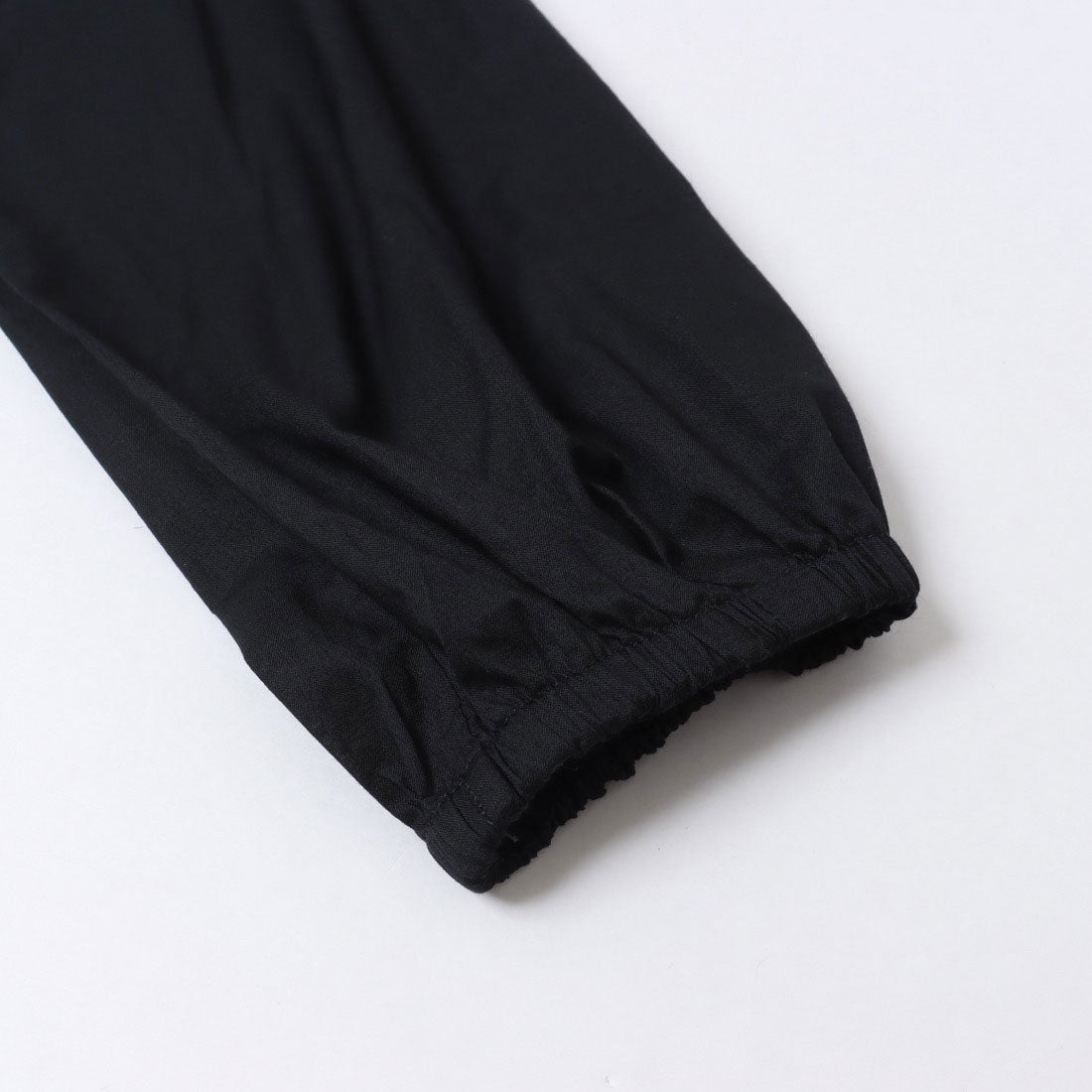 ドゥクラッセ DoCLASSE コットンローン・ピンタックブラウス (ブラック) ブラック