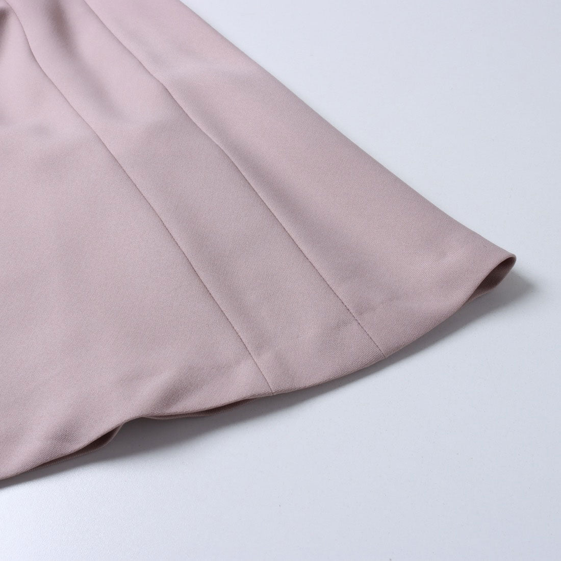 ドゥクラッセ DoCLASSE スマートツイル・ フィット&フレアワンピース (ピンクグレージュ) ピンクグレージュ