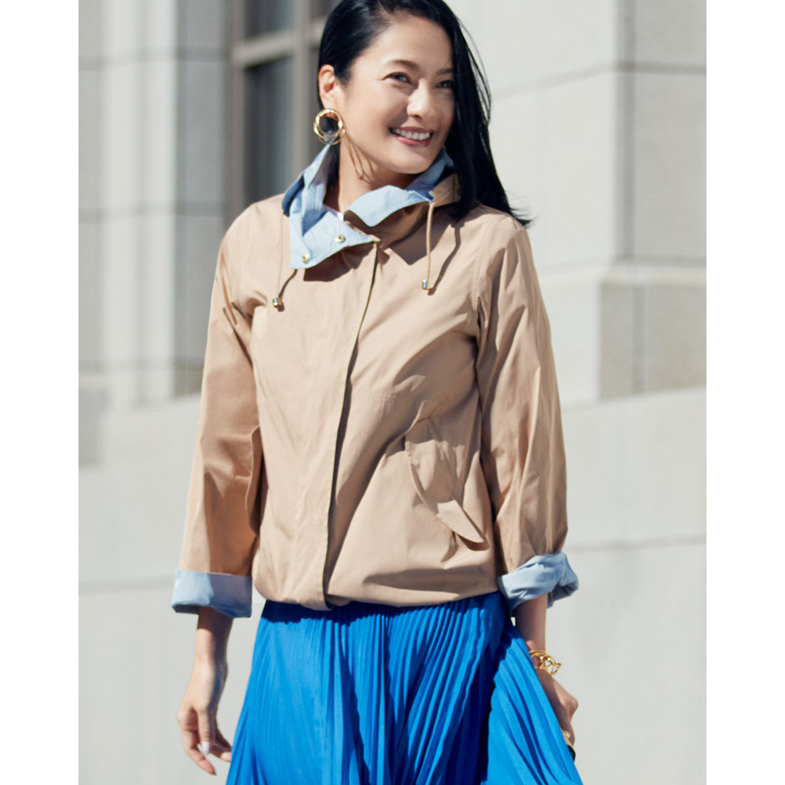 ドゥクラッセ DoCLASSE 二重織リバーシブル・パーカー