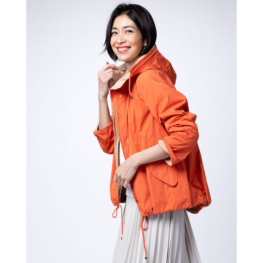 ドゥクラッセ DoCLASSE 二重織リバーシブル・パーカー,オレンジ