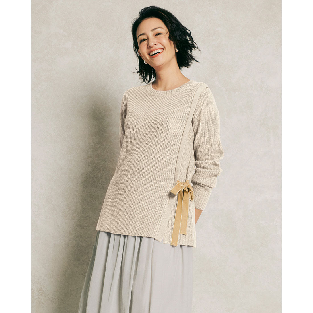 ドゥクラッセ DoCLASSE ソフトウール・サイドリボンニット,ベージュ