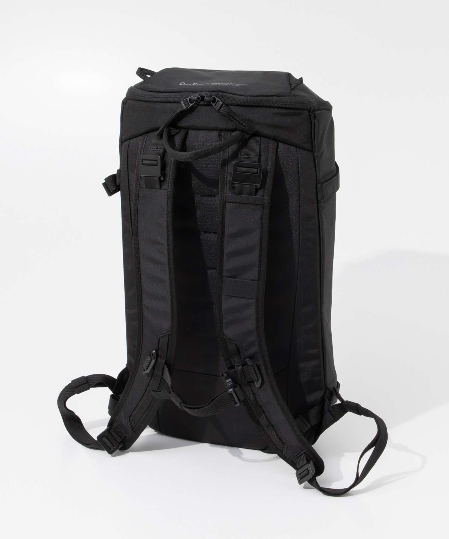 ディービー Db ディービー Db Journey Backcountry バックカントリー Backpack 20L バックパック 1000180 リュックサック ユニセックス バッグ (BLACK OUT/ブラックアウト) BLACK OUT/ブラックアウト