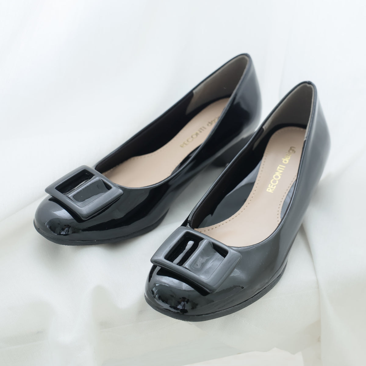 デメテル DEMETER 雨でもおしゃれに履けるバックルレインパンプス