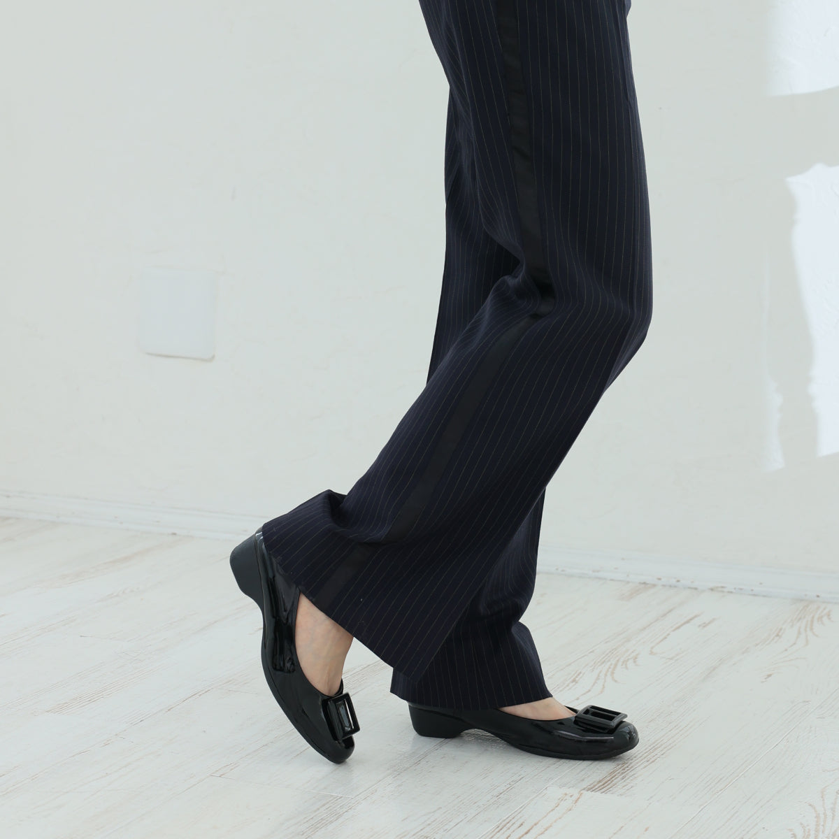 デメテル DEMETER 雨でもおしゃれに履けるバックルレインパンプス