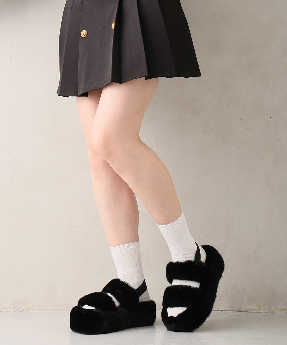 デメテル DEMETER 厚底 プラットフォーム バックバンド ファーサンダル (ブラック) ブラック