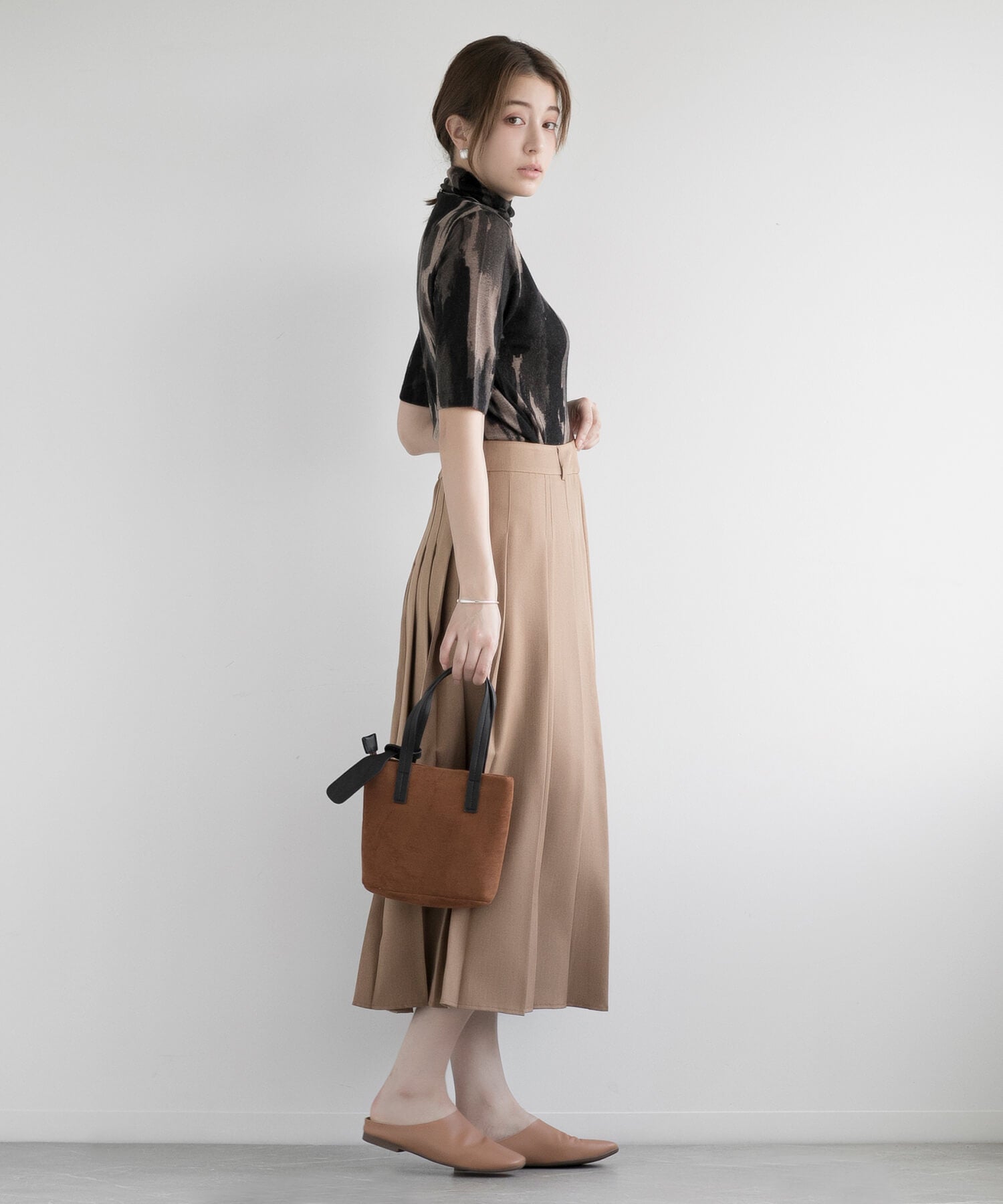 ディケイドクラシック DECADE CLASSIC 【DECADE CLASSIC】ウール100% 油絵 半袖ニットセーター (チョコ) チョコ