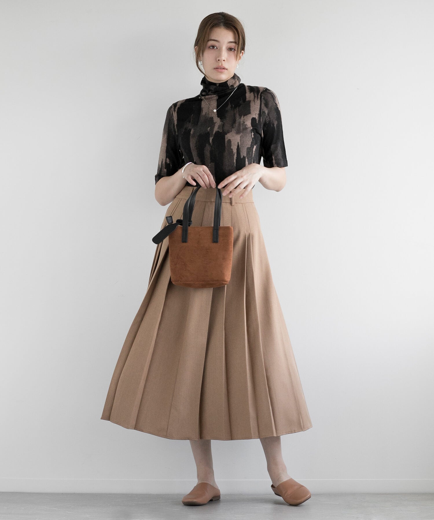 ディケイドクラシック DECADE CLASSIC 【DECADE CLASSIC】ウール100% 油絵 半袖ニットセーター (チョコ) チョコ