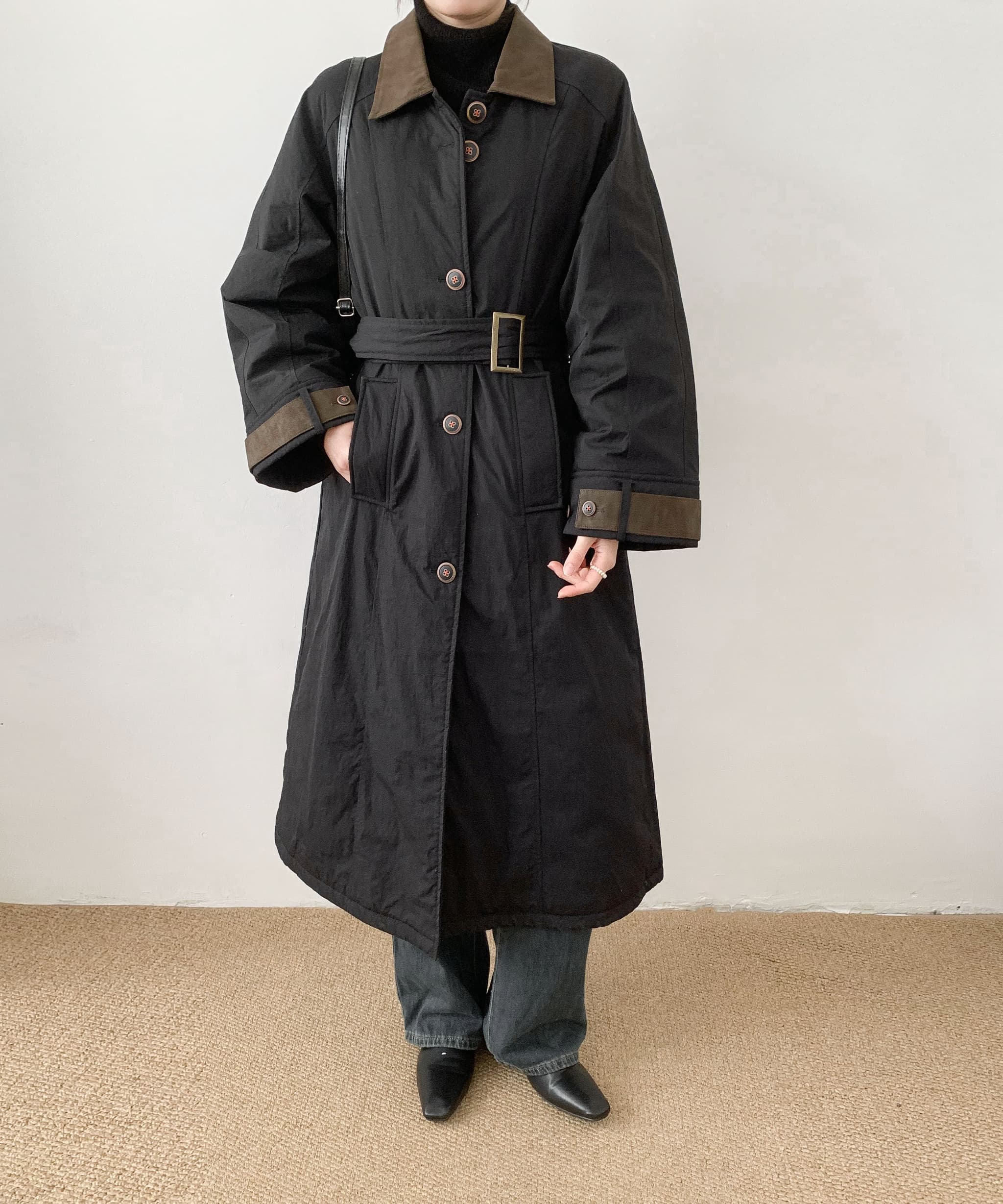 ディケイドクラシック DECADE CLASSIC DECADE CLASSIC 襟切り替えロングダウンジャケット (ブラック) ブラック