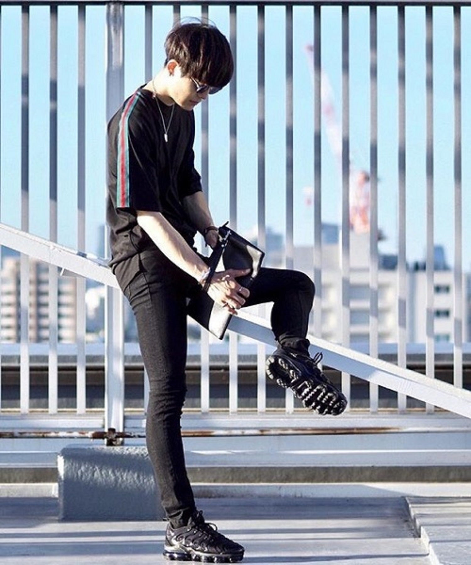 ディバイス DEVICE Control シンプル合皮クラッチバッグ (ブラック) ブラック