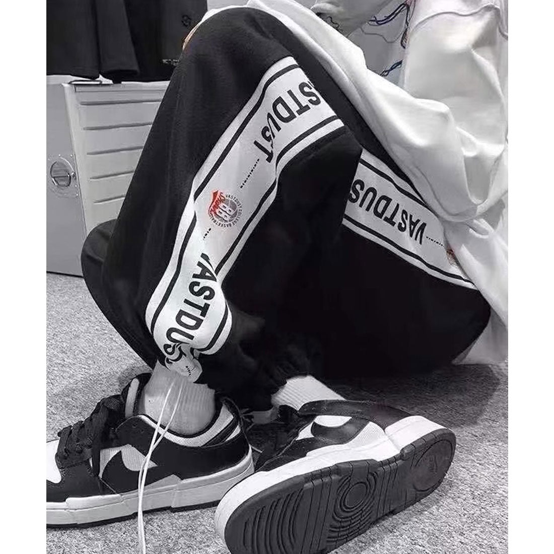 デバイス DEVICE イラストロゴライン スウェットパンツ (ブラック) BK