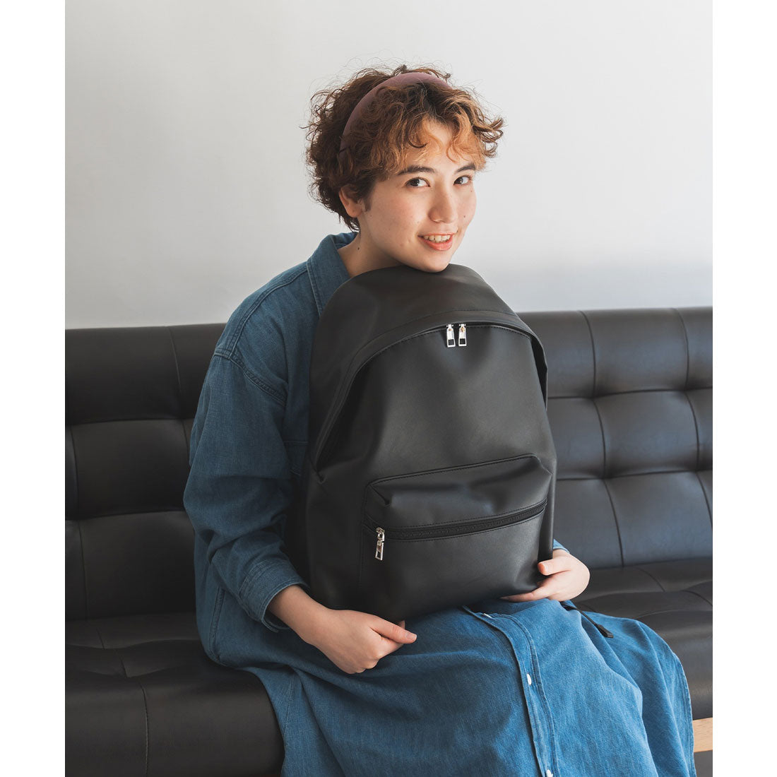 デバイスプラス DEVICE+ DEVICE+ スクエア バックパック (ブラック) BK