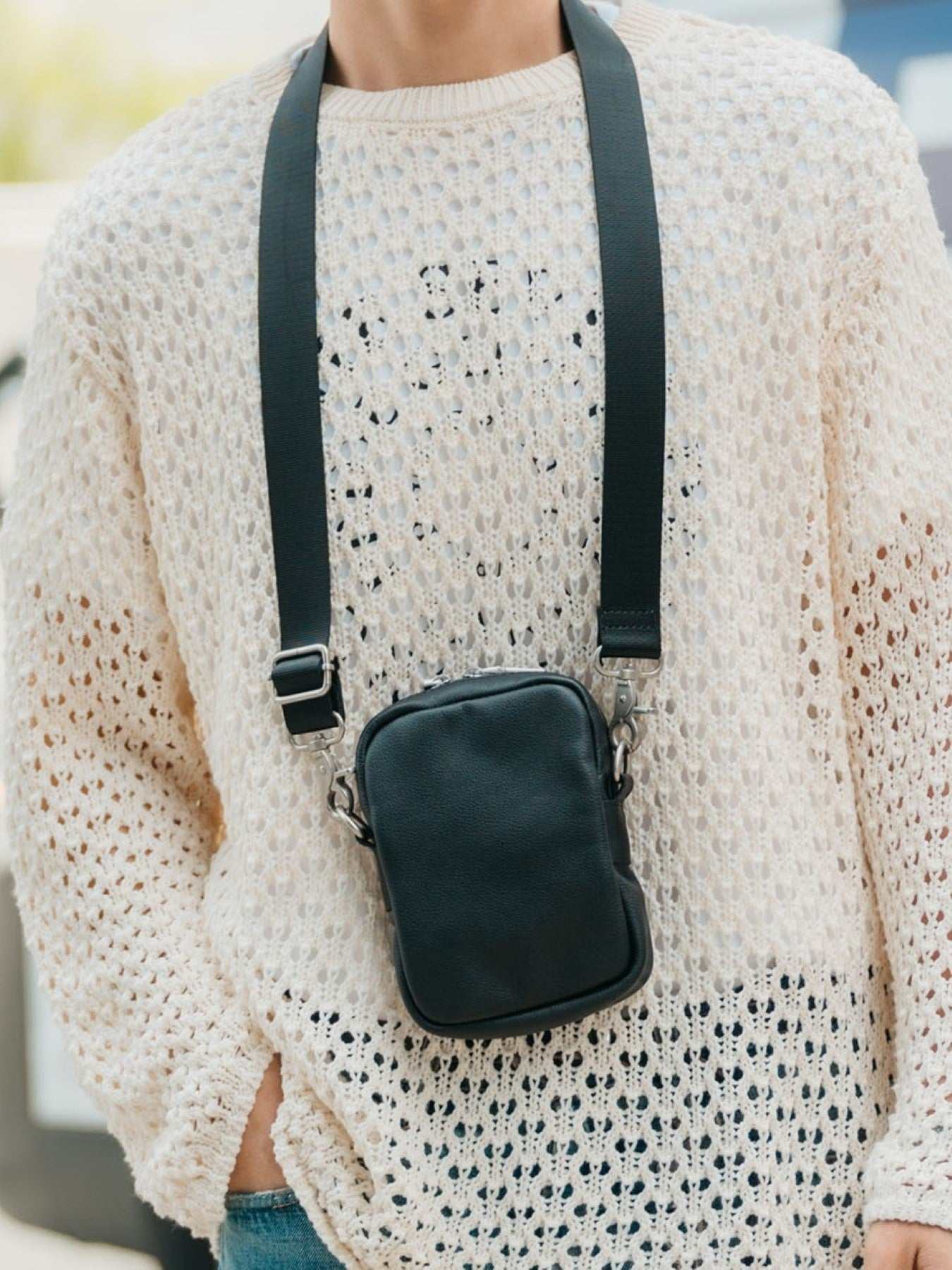 デバイスプラス DEVICE+ 本革カウレザー ミニショルダーバッグ,BK