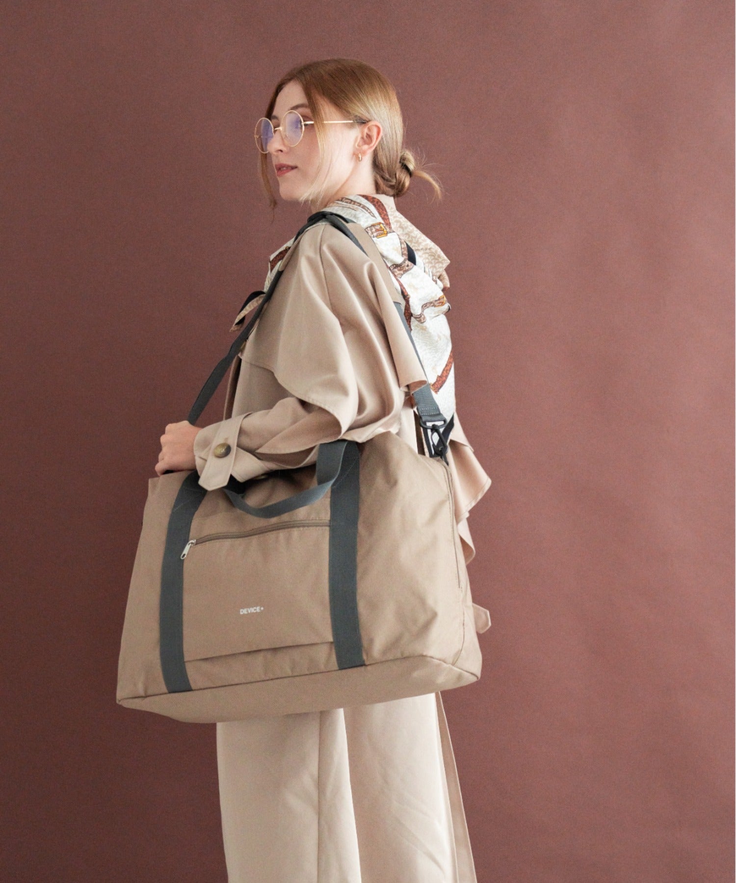 デバイスプラス DEVICE+ 【折りたたんで収納可能】 3way ボストンバッグ (グレーベージュ) GYBE