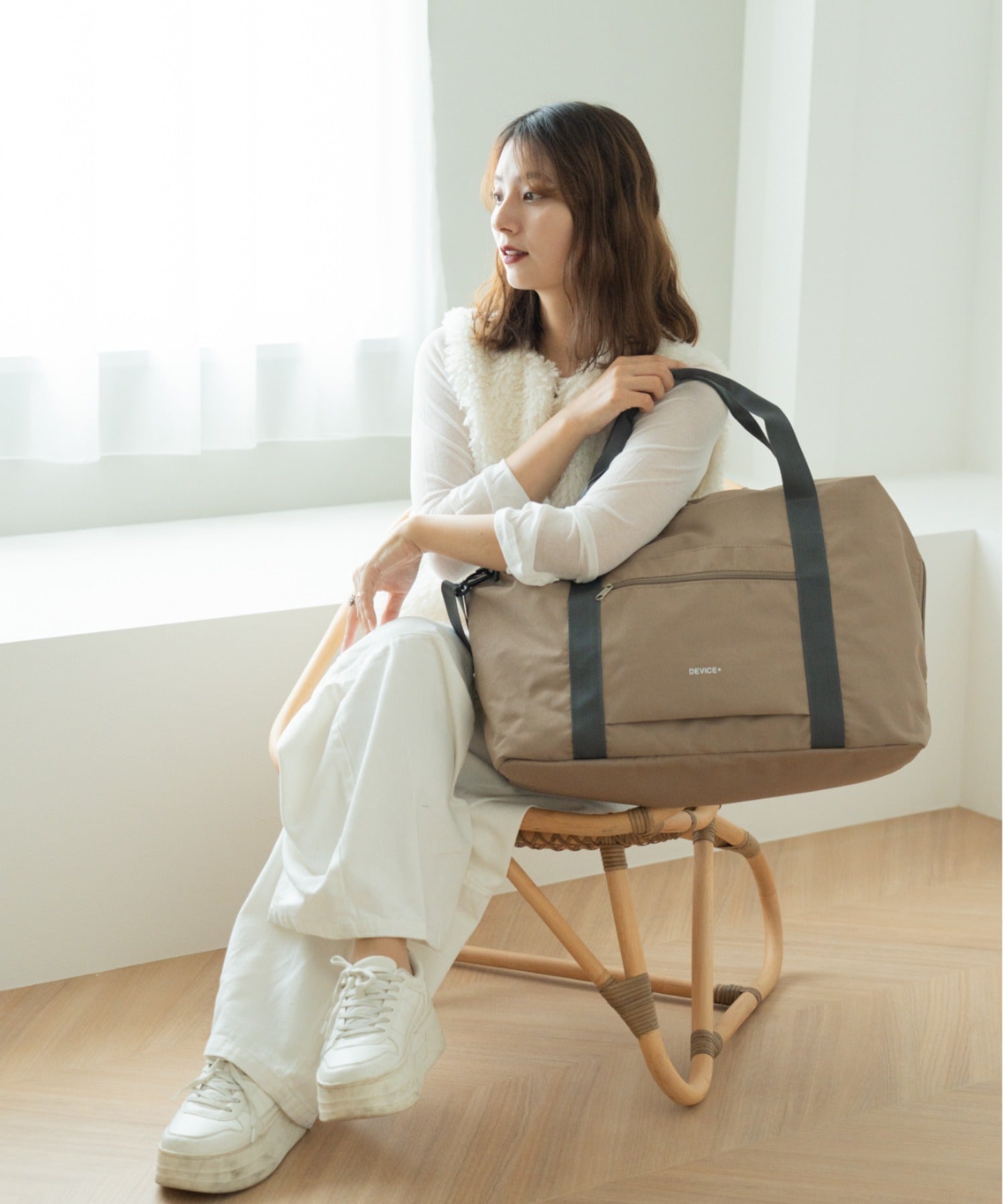 デバイスプラス DEVICE+ 【折りたたんで収納可能】 3way ボストンバッグ (グレーベージュ) GYBE