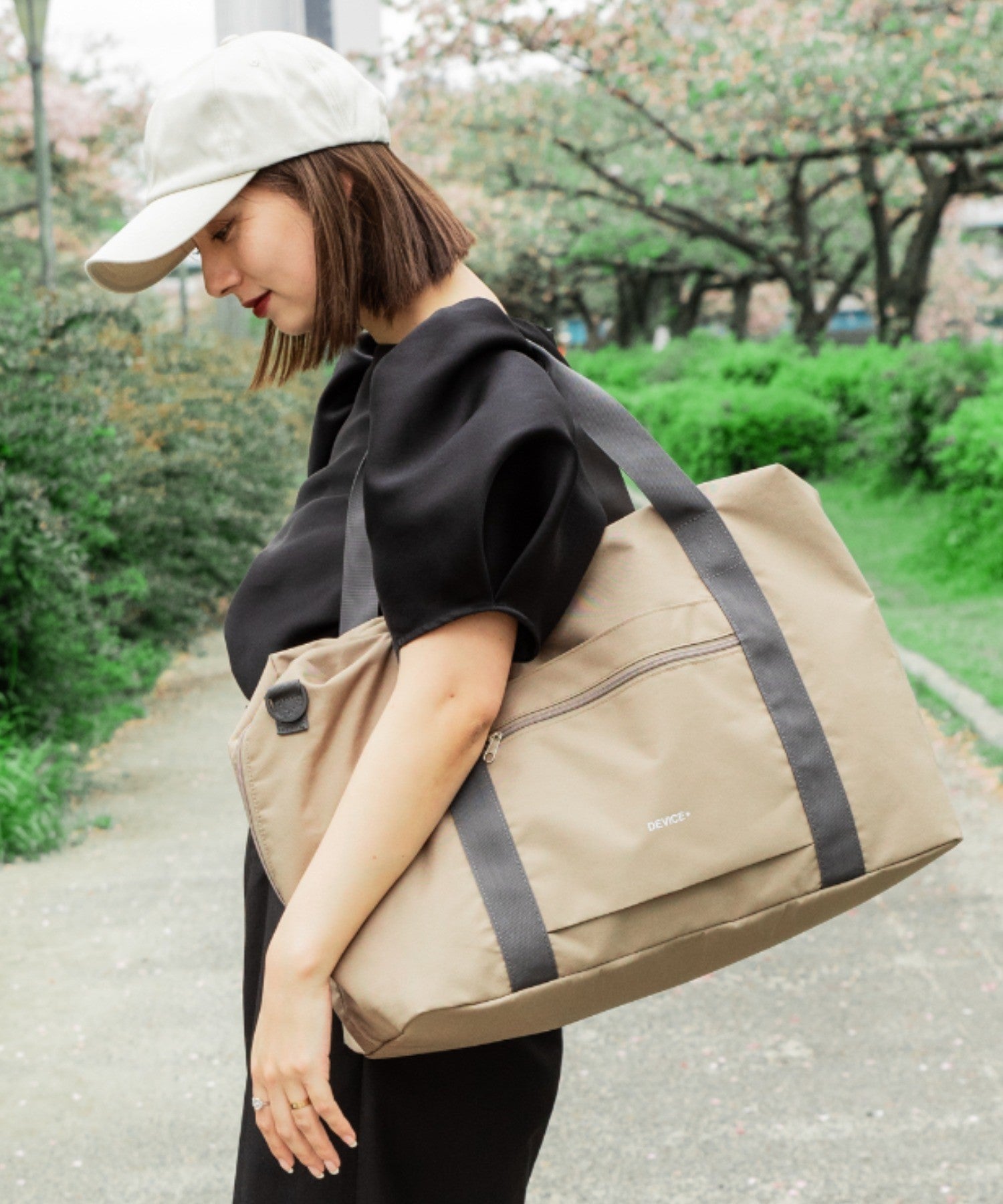 デバイスプラス DEVICE+ 【折りたたんで収納可能】 3way ボストンバッグ (グレーベージュ) GYBE