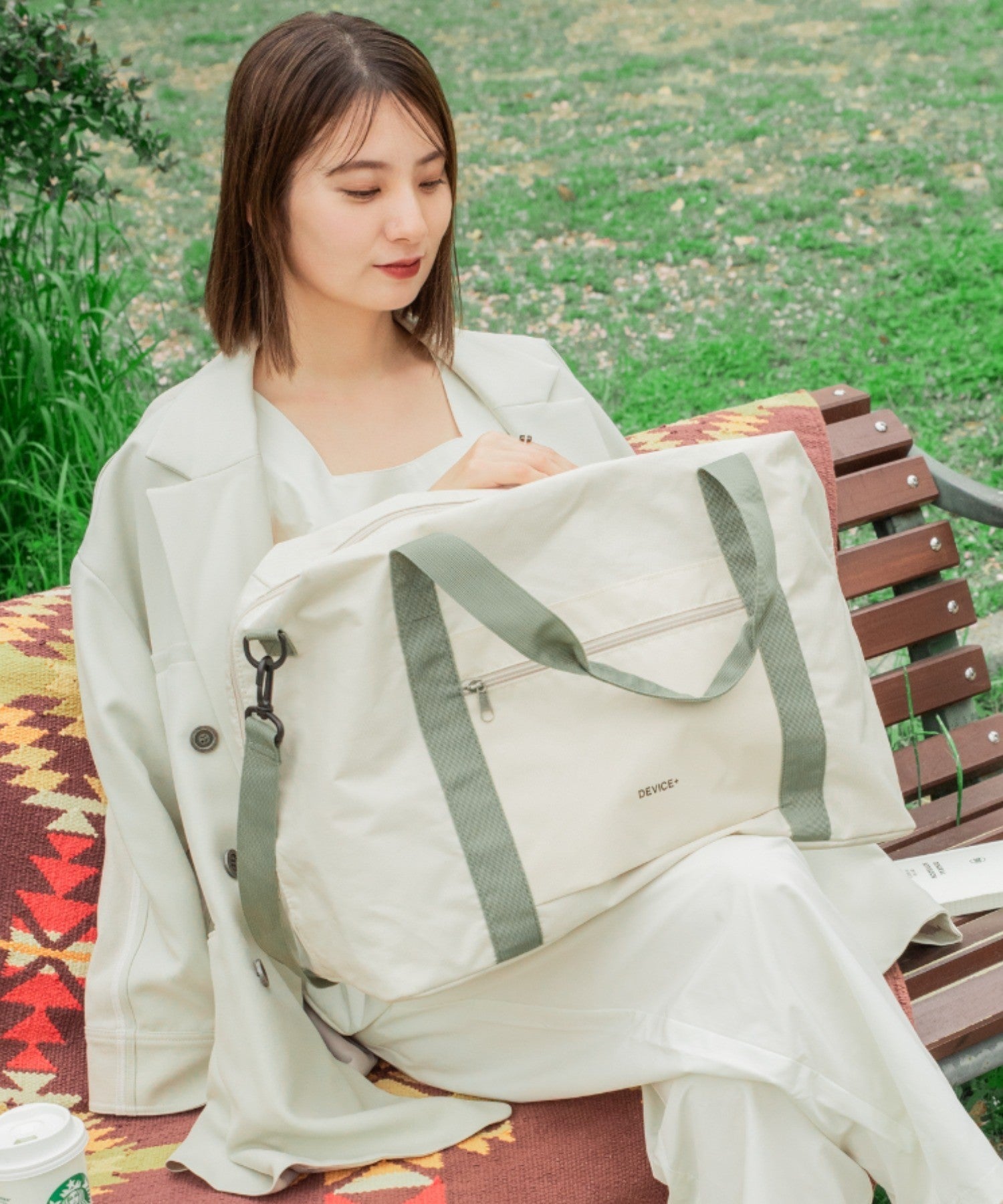 デバイスプラス DEVICE+ 【折りたたんで収納可能】 3way ボストンバッグ (エクリュ) EC