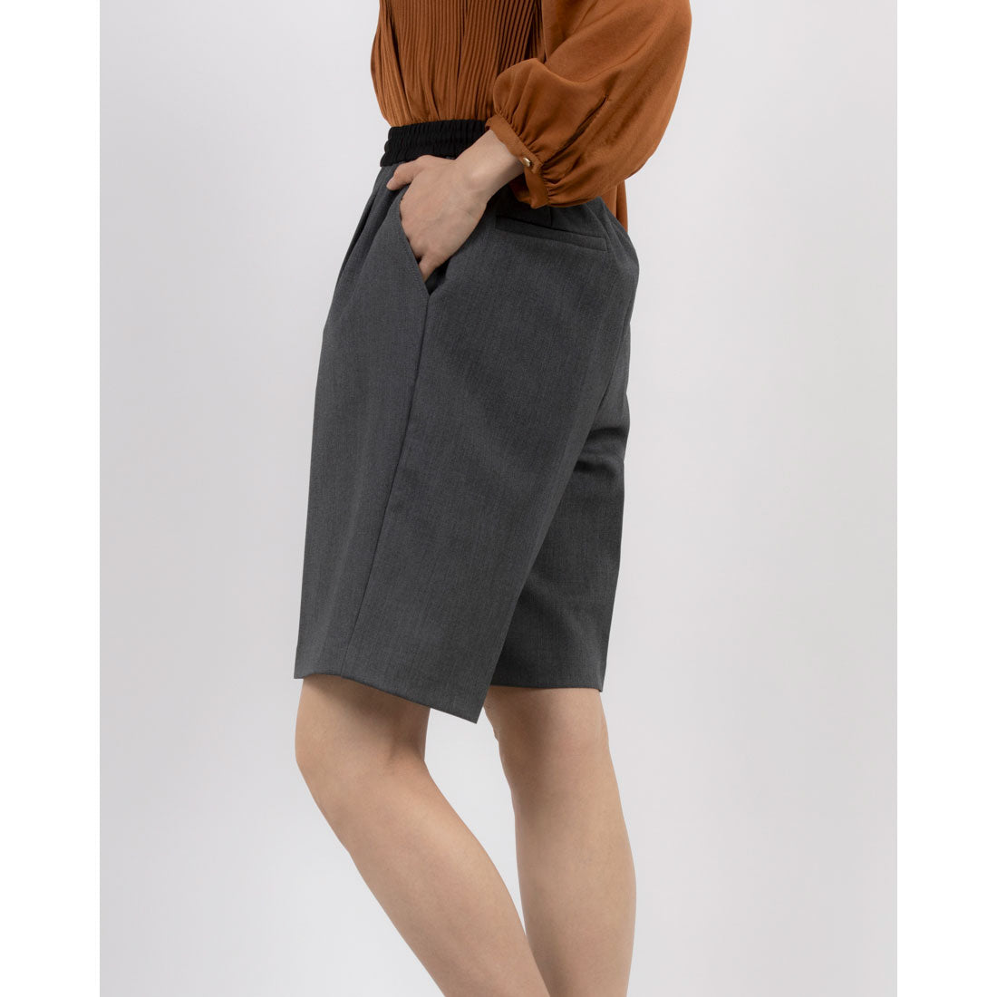 Doux Archives Tack-Free Half Pants
