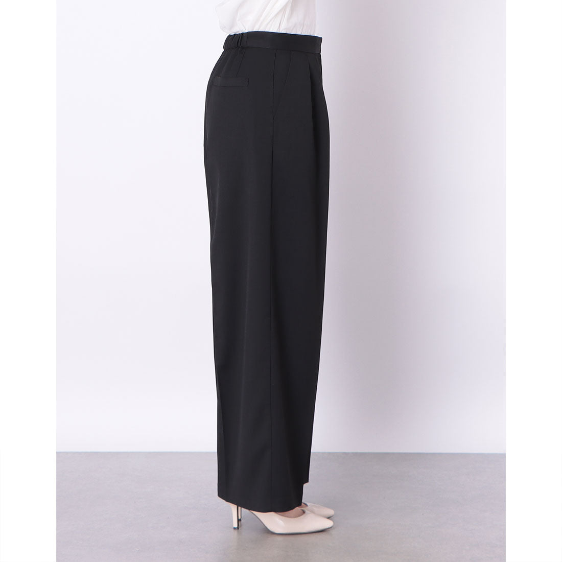 ドゥ アルシーヴ DOUX ARCHIVES ツータックストレートパンツ (BLK) BLK