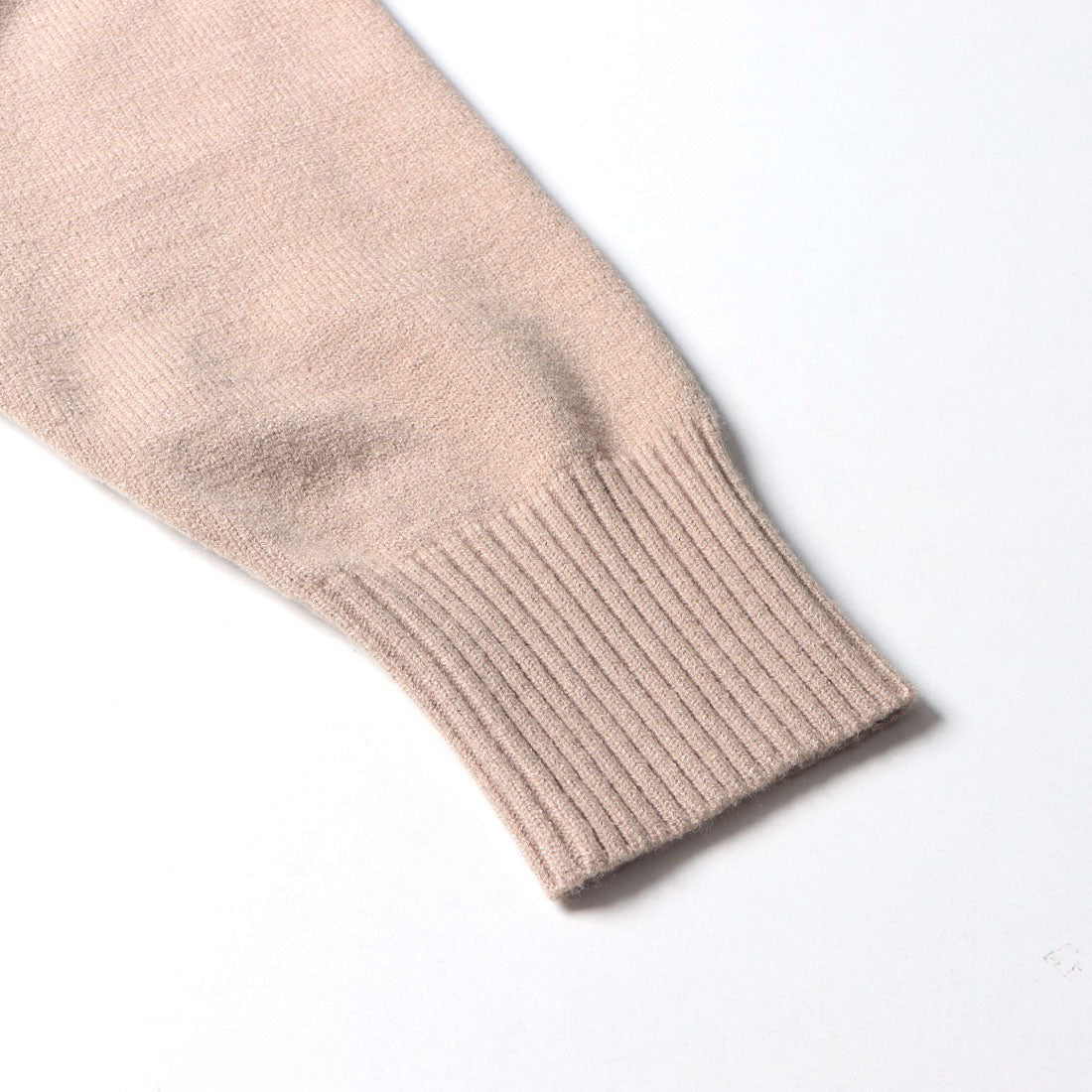 ドゥ アルシーヴ DOUX ARCHIVES ロゴgardenニット (GRG) GRG