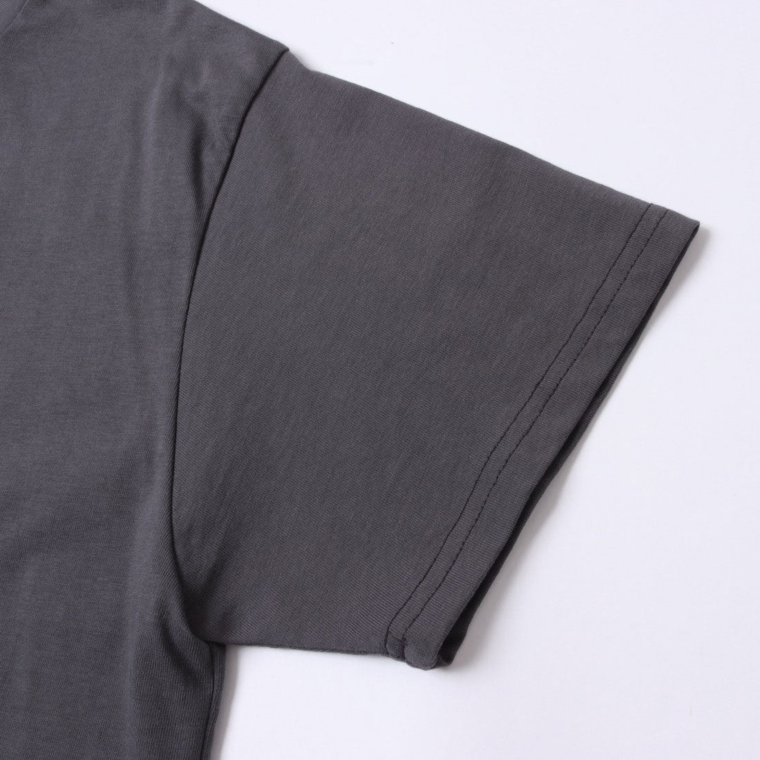 ドゥ アルシーヴ DOUX ARCHIVES MARRAKECHカレッジTee (CHGY) CHGY