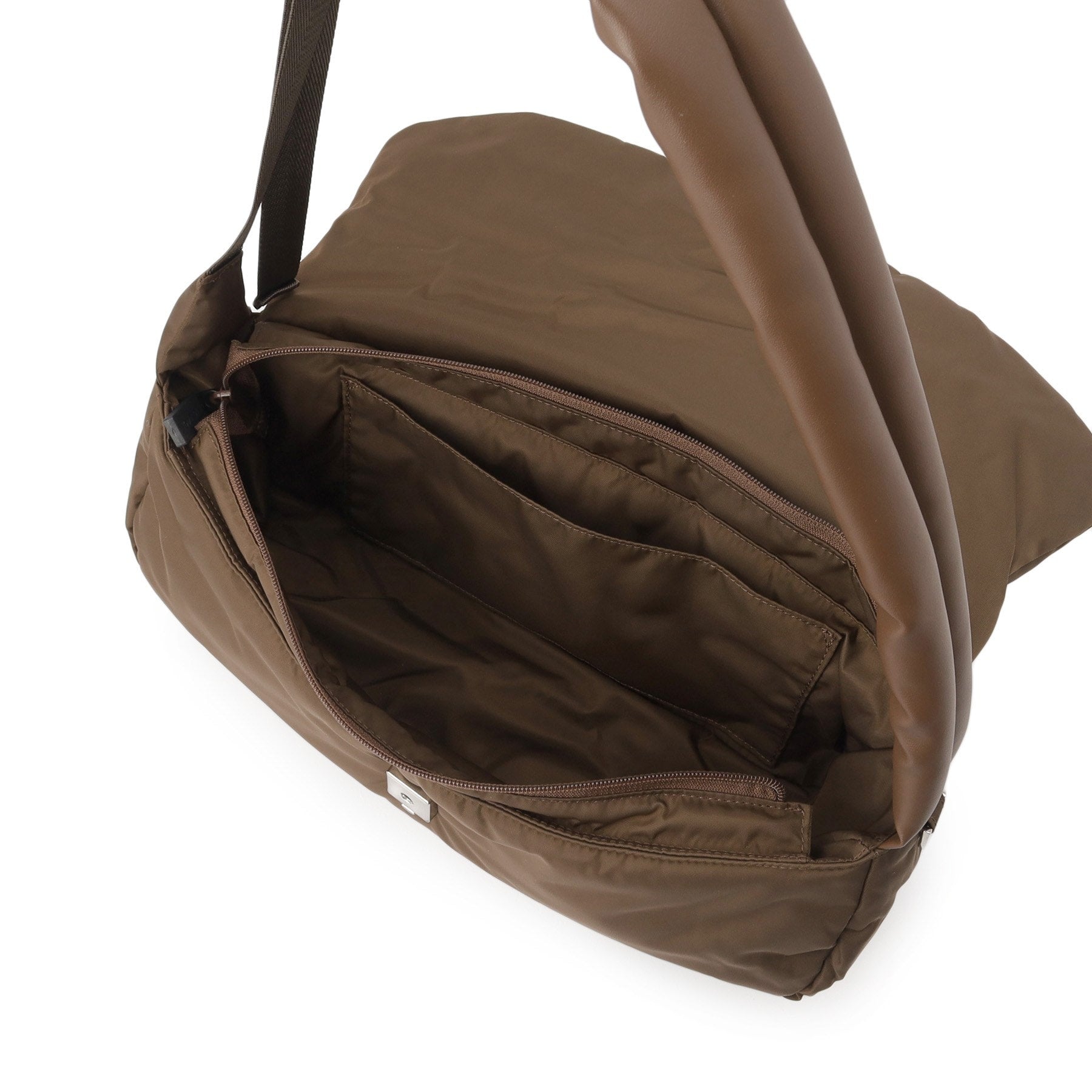 ドレステリア DRESSTERIOR NOMADIS(ノマディス) LUCK ナイロンショルダーバッグ (モカブラウン(042)) モカブラウン(042)