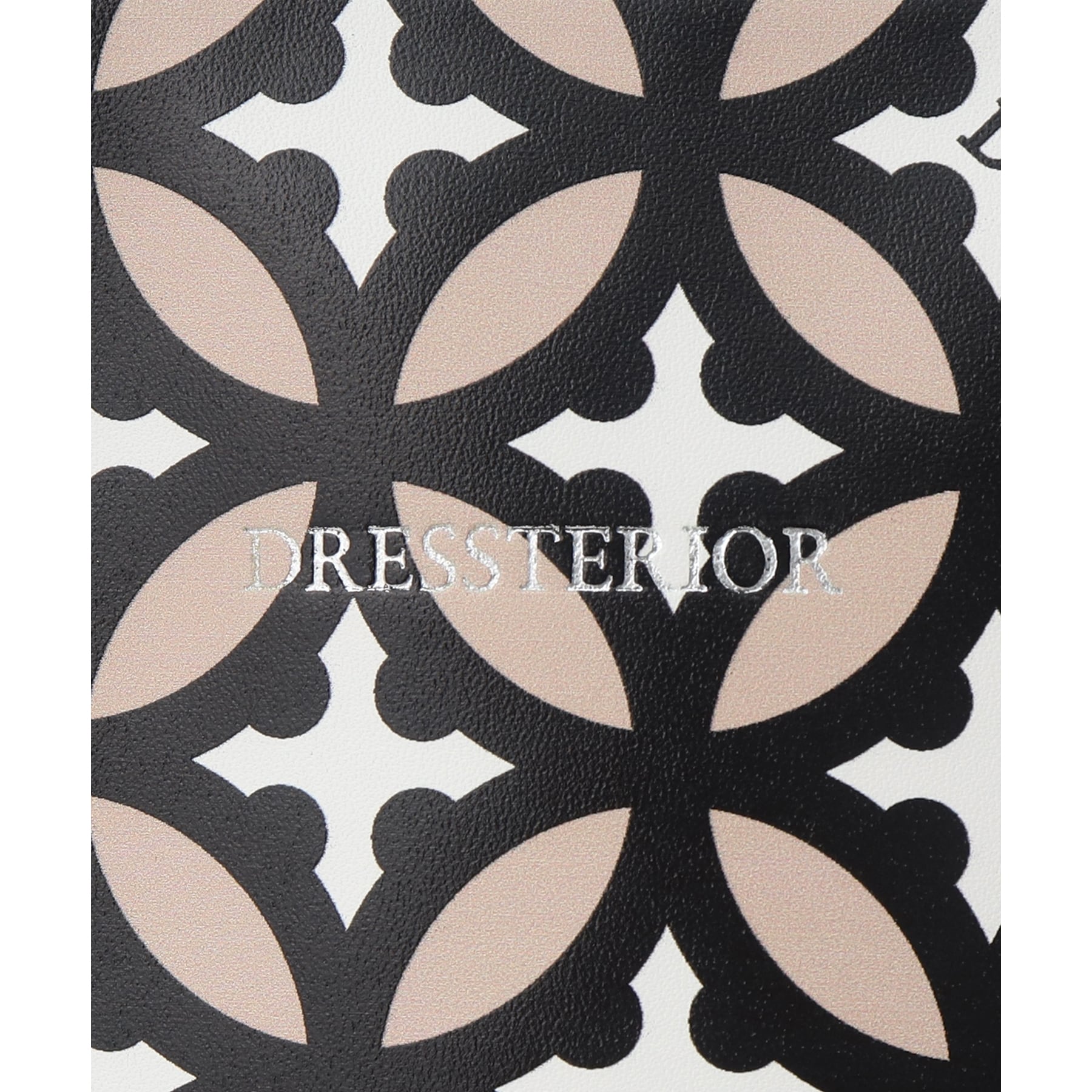 ドレステリア DRESSTERIOR オーバーラップサークル リサイクルレザートート (ナチュラル(150)) ナチュラル(150)