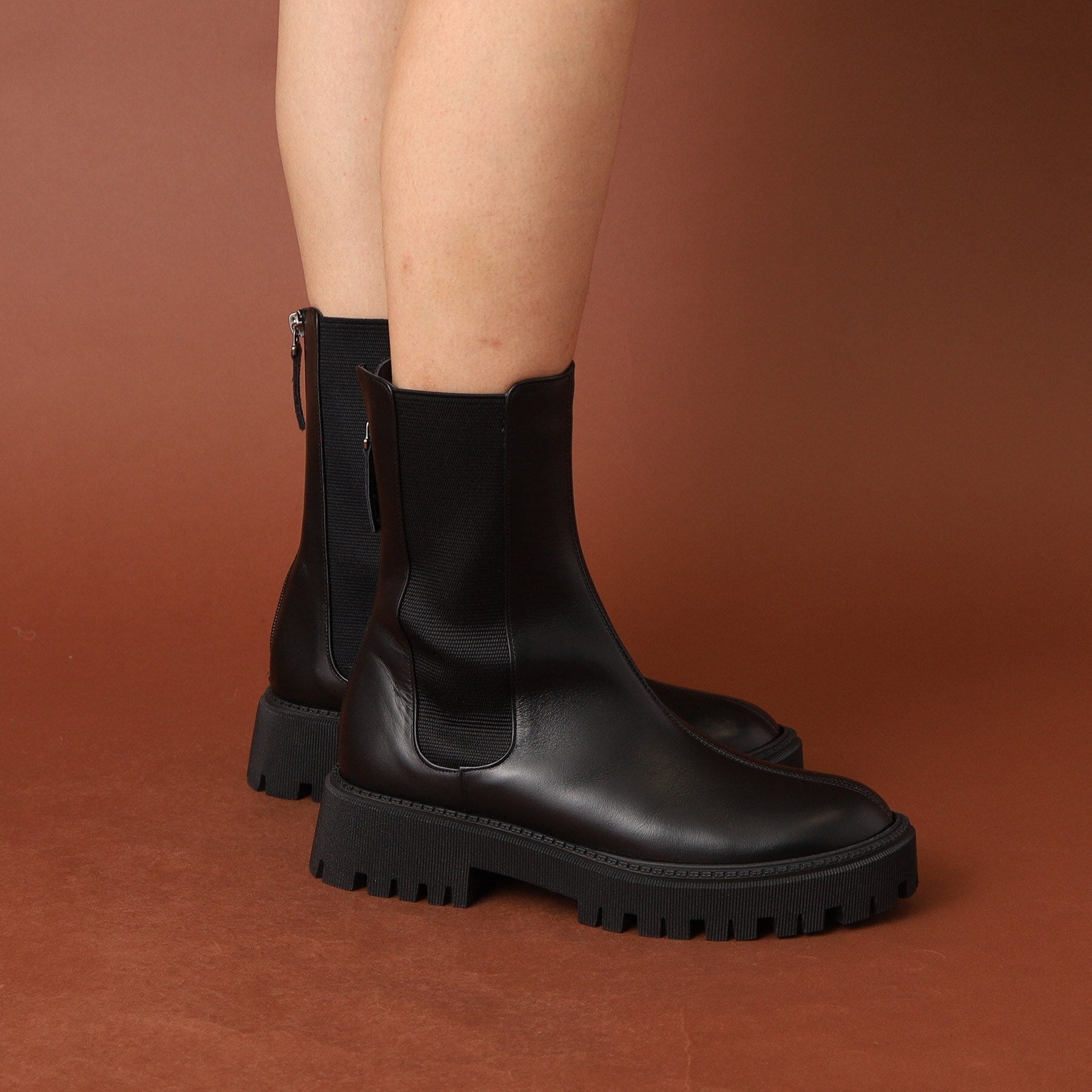 ドレステリア DRESSTERIOR Dhyana.(ディアナドット) バックファスナー チェルシーブーツ (ブラック(019)) ブラック(019)