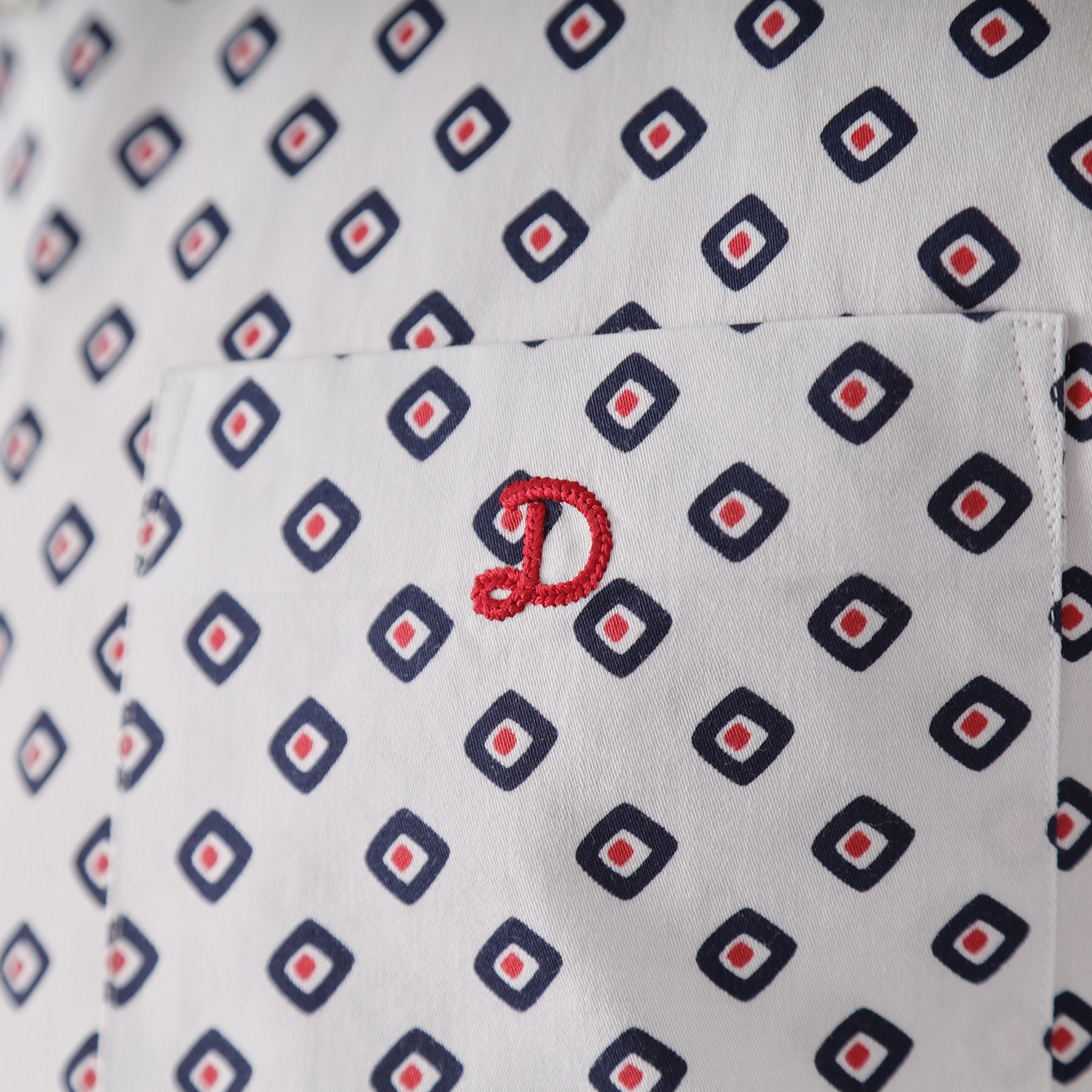 ドレステリア DRESSTERIOR ポートベロープリントシャツ (ホワイト(501)) ホワイト(501)