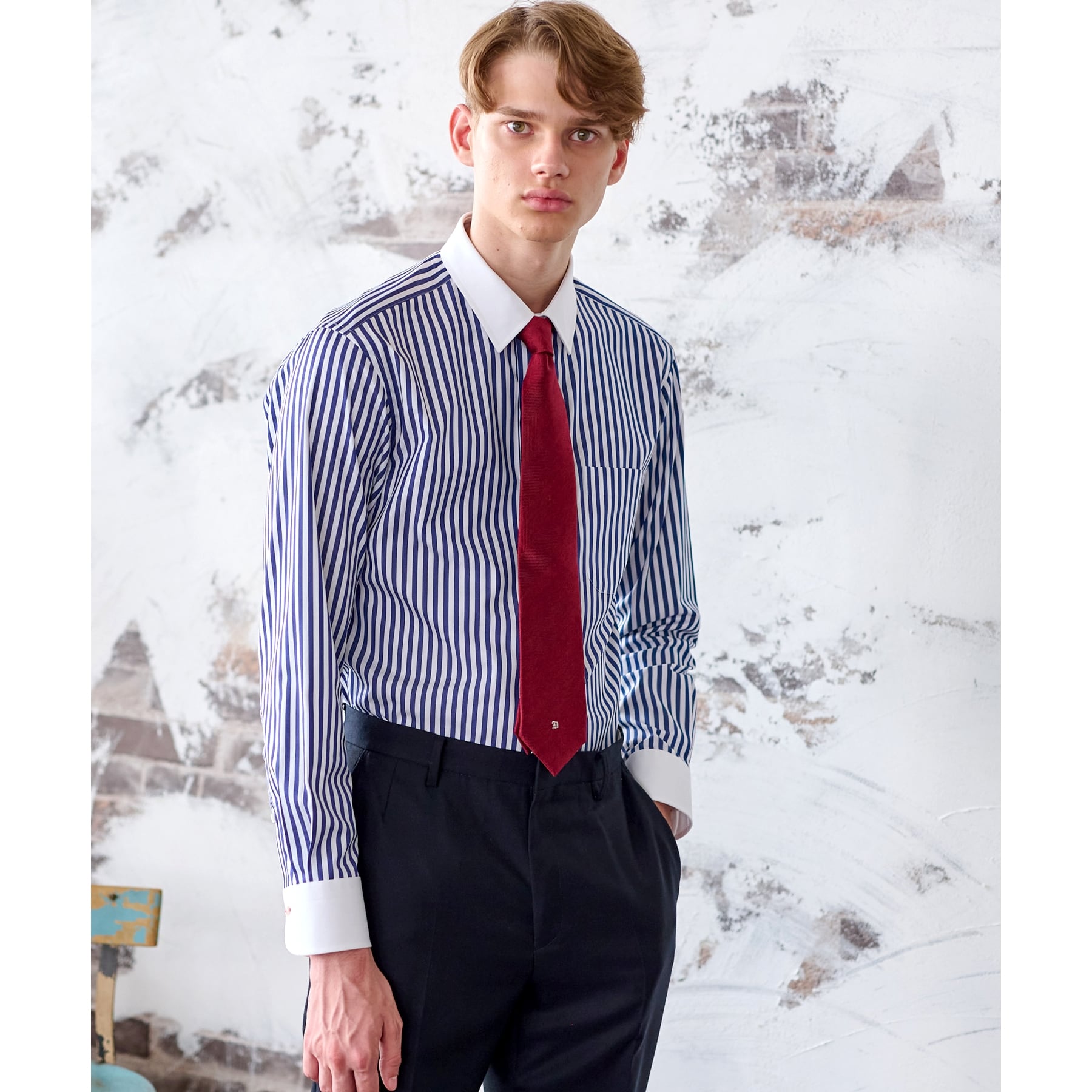 DRESSTERIOR Long Stuck Cleric Collar Shirt