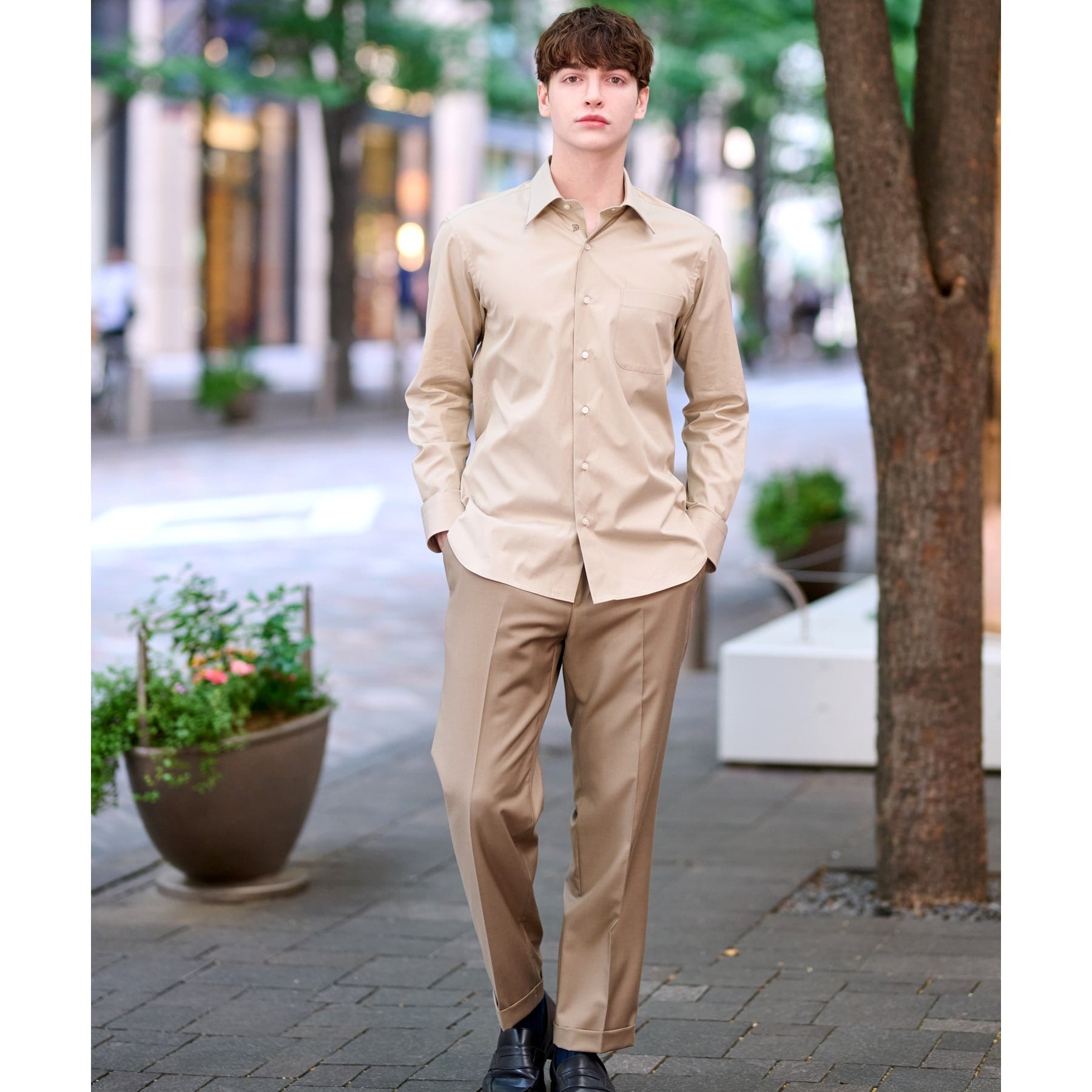 ドレステリア DRESSTERIOR レギュラカラードレスシャツ (ライトベージュ(051)) ライトベージュ(051)