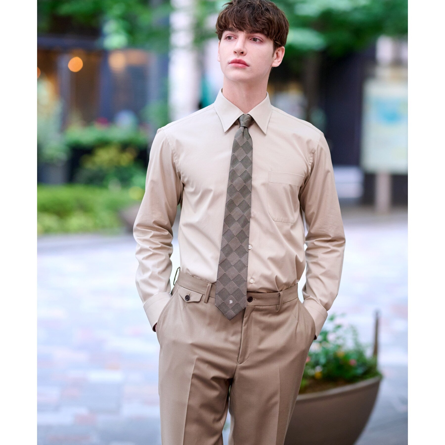 ドレステリア DRESSTERIOR レギュラカラードレスシャツ (ライトベージュ(051)) ライトベージュ(051)