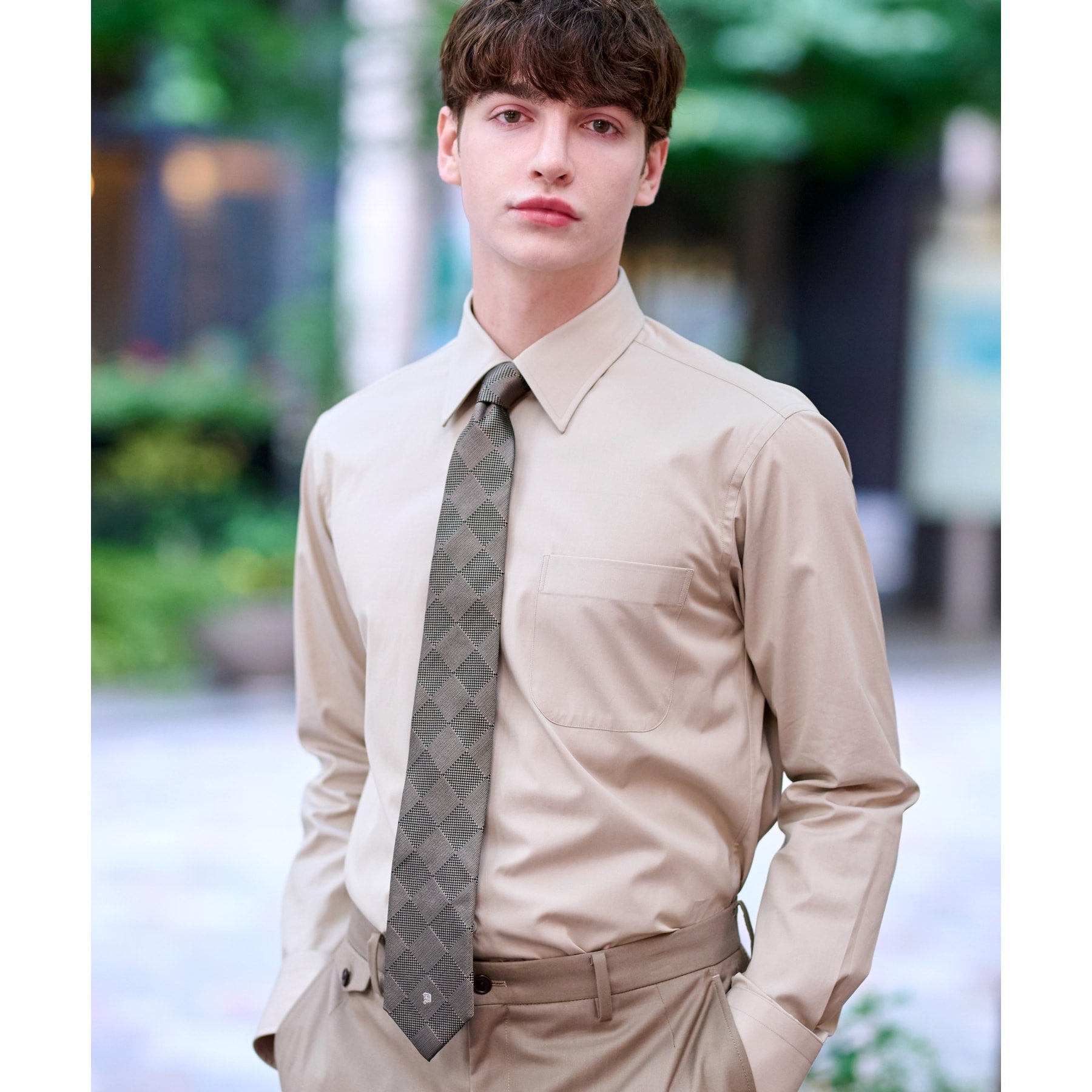 ドレステリア DRESSTERIOR レギュラカラードレスシャツ (ライトベージュ(051)) ライトベージュ(051)