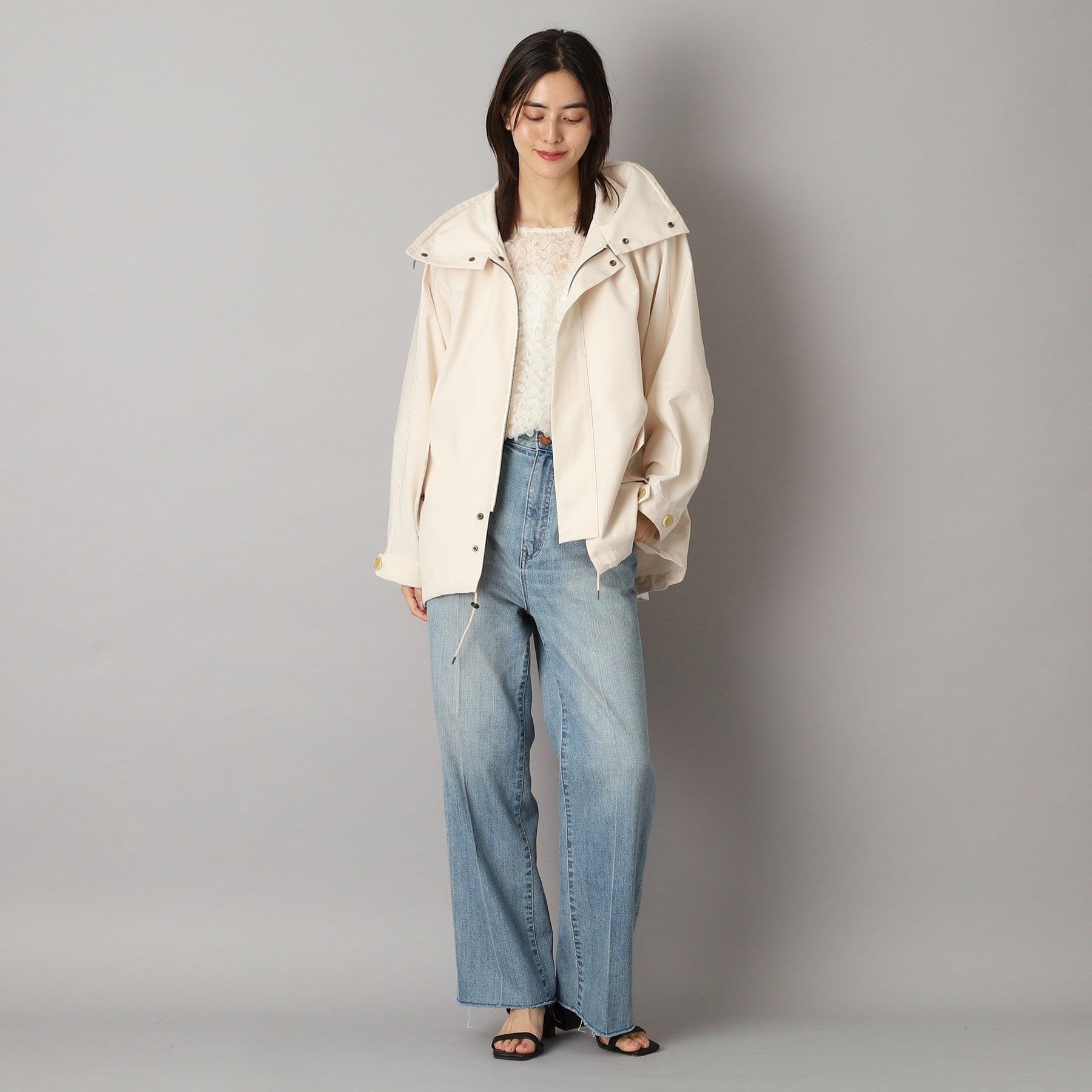 ドレステリア DRESSTERIOR VACHEMENT(ヴァシュモン)シェルタフタスタンドカラーブルゾン (グレージュ(050)) グレージュ(050)