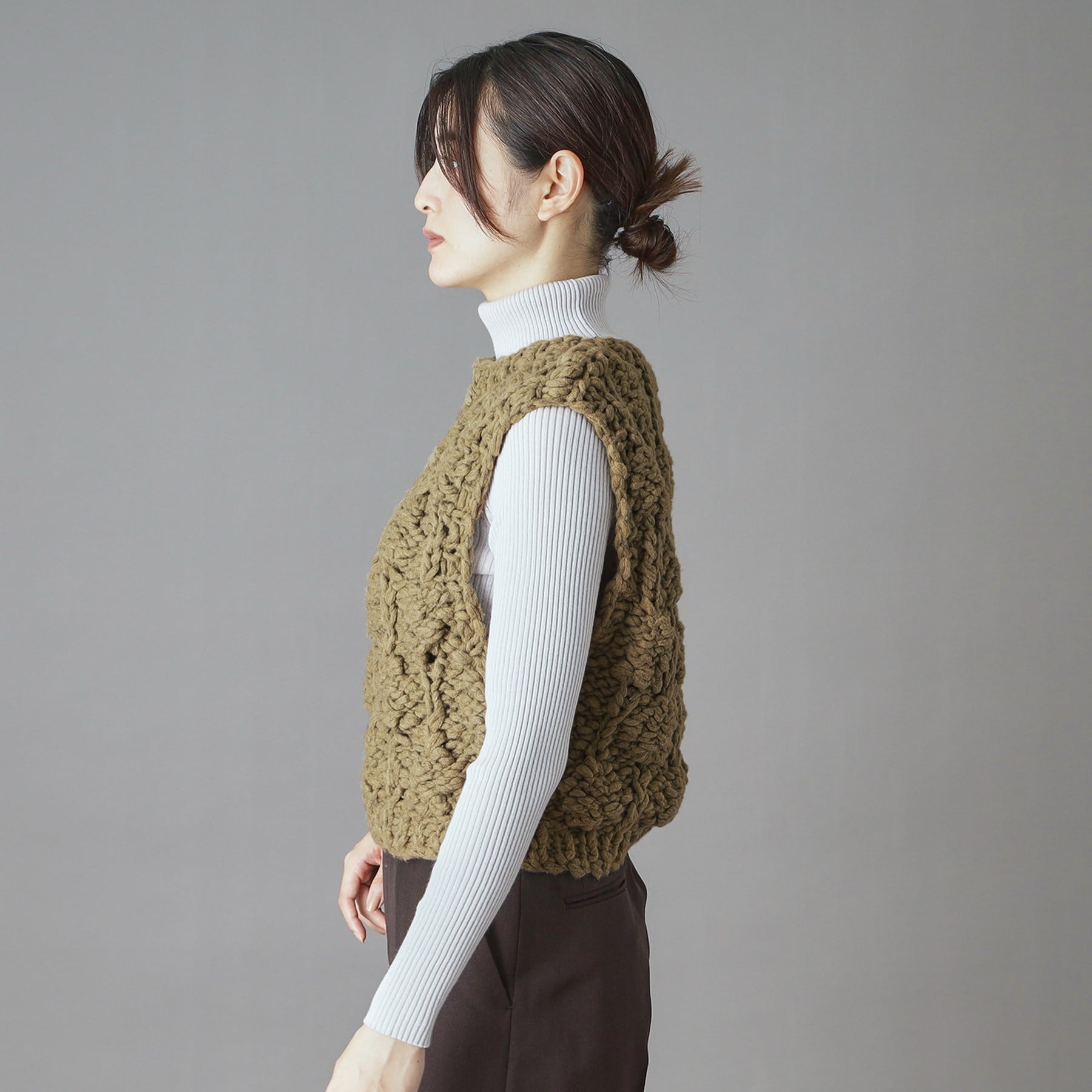 ドレステリア DRESSTERIOR muller of yoshiokubo(ミュラーオブヨシオクボ)BUMPY VEST (グリーン(022)) グリーン(022)