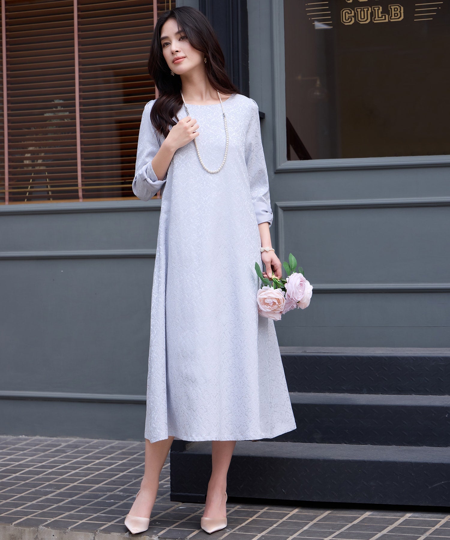 ドレスプラス DRESS+ 大人上品なレース総柄ワンピース (グレー) グレー