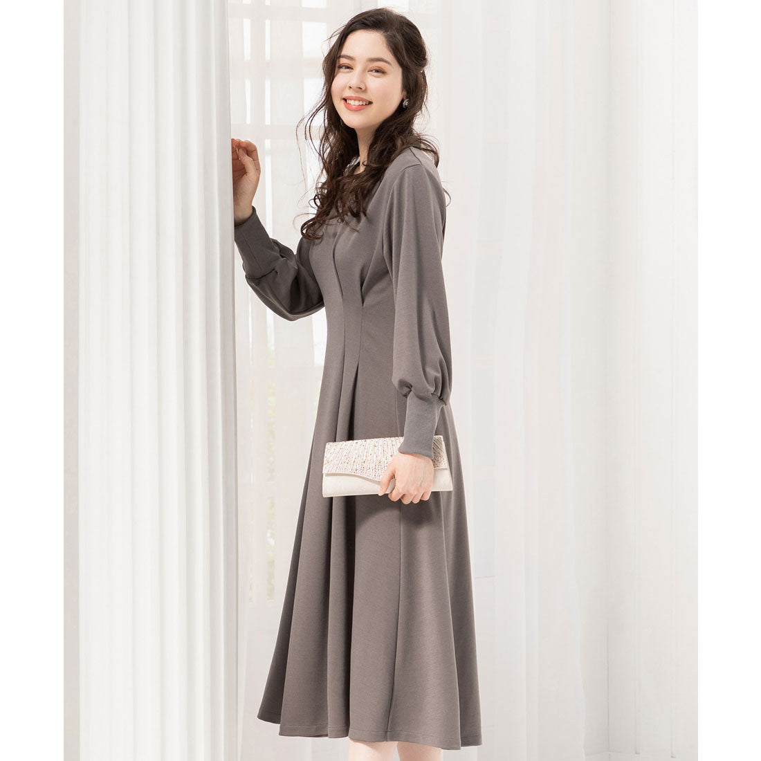 ドレスプラス DRESS+ ワンピース フレア Aライン 長袖 ストレッチ素材 スタイルUP (アッシュブラウン) アッシュブラウン