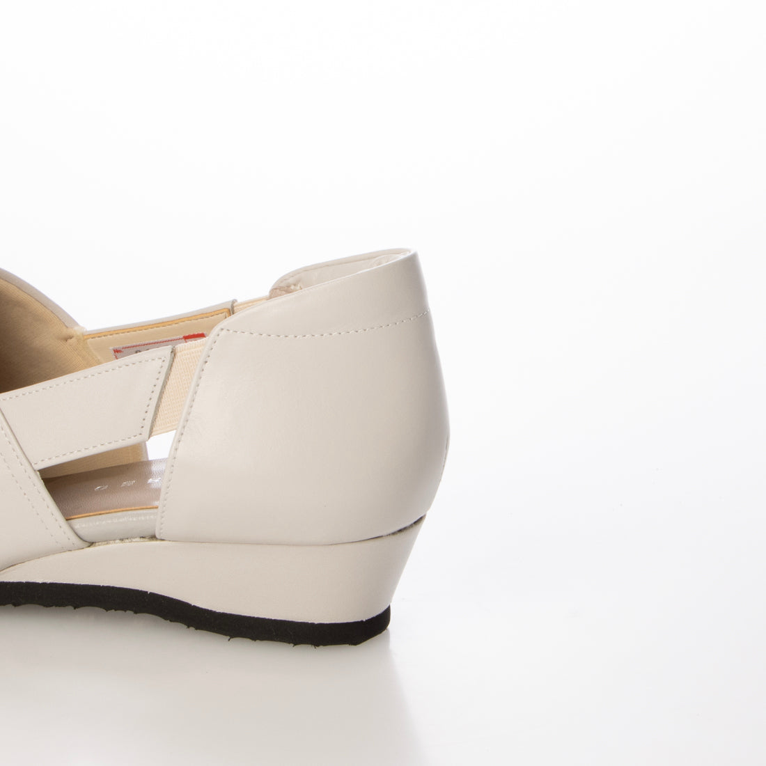 エスプレッソ Espresso やわらかレザーオープントゥウェッジシューズ (アイボリー) アイボリー