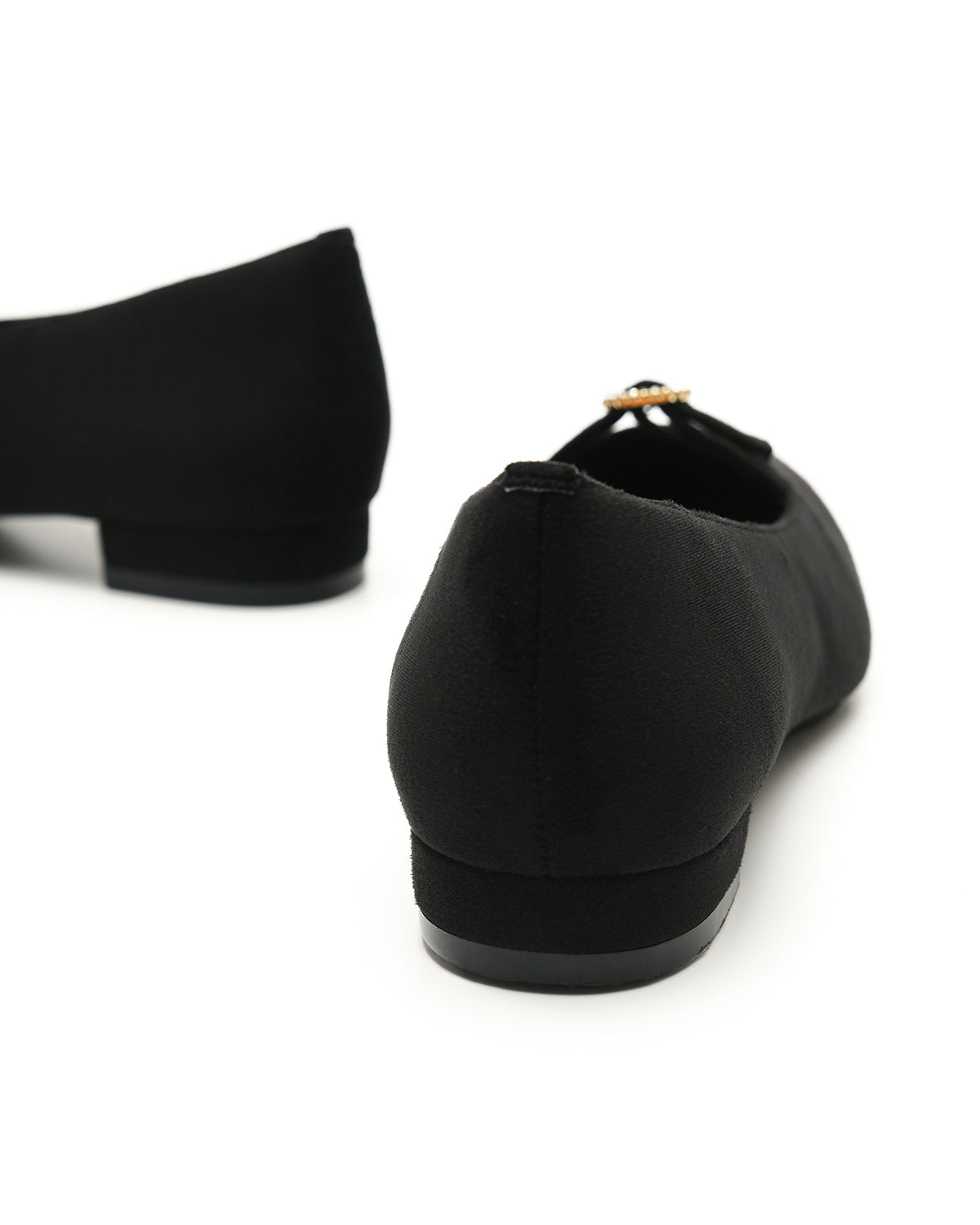 エマ フランシス Emma Francis スエード 尾錠ストラップ 2cm パンプス (ブラック スエード) ブラック スエード