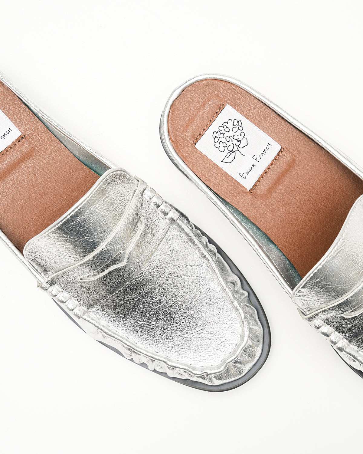 エマ フランシス Emma Francis メタリック ローファーミュール (シルバー マイラー) シルバー マイラー
