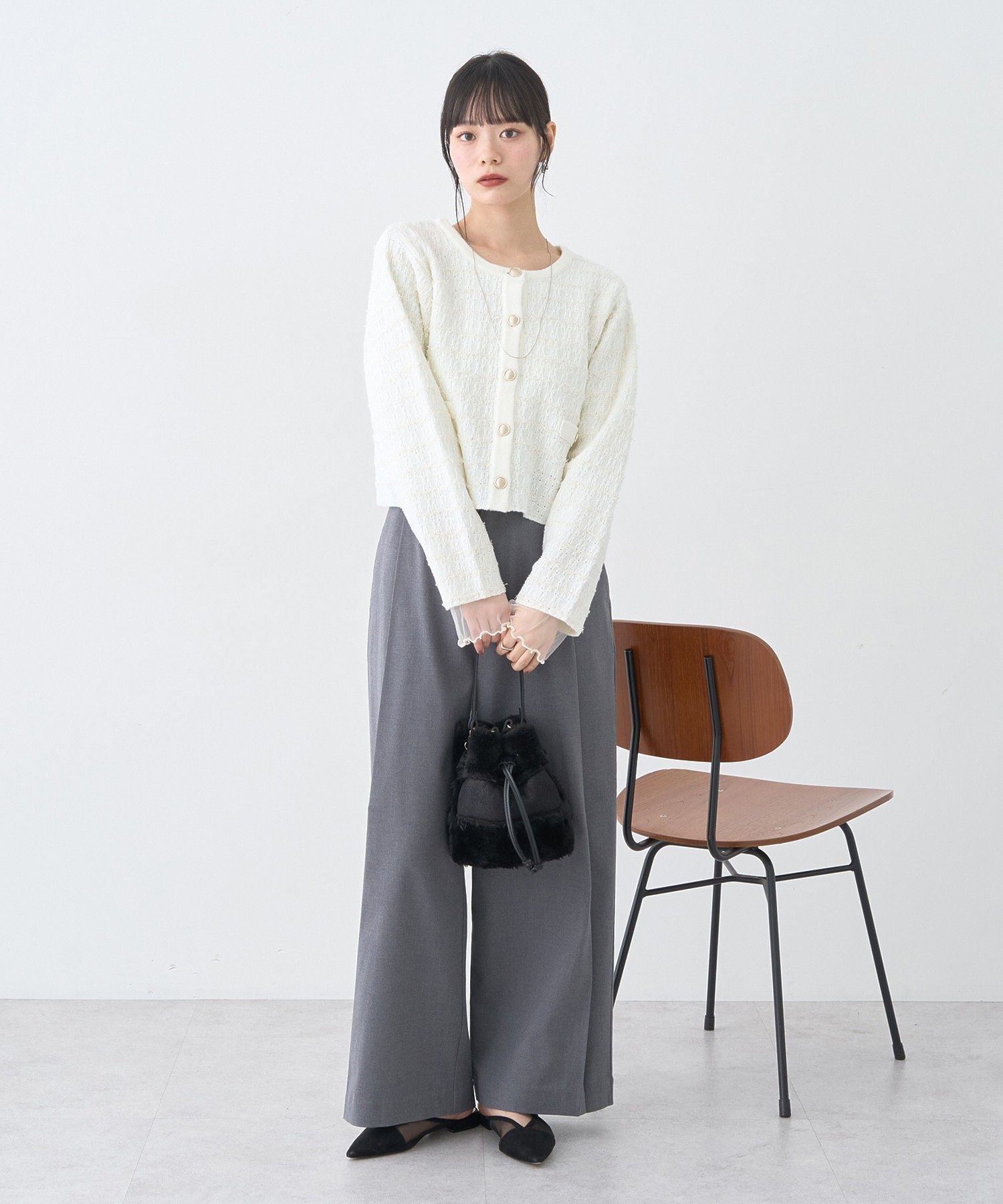 アースミュージックアンドエコロジー earth music&ecology ウエストタブタックパンツ (ブラック) ブラック