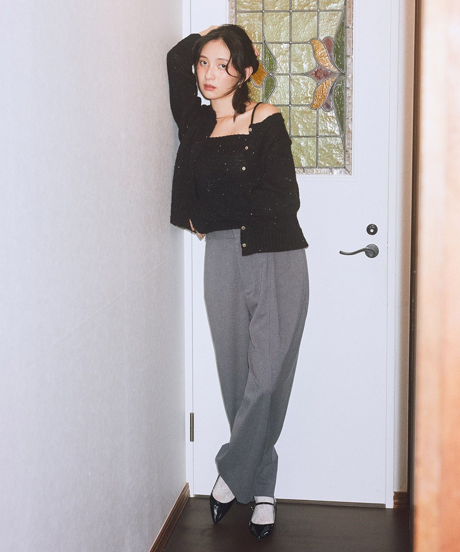 アースミュージックアンドエコロジー earth music&ecology ウエストタブタックパンツ (ブラック) ブラック