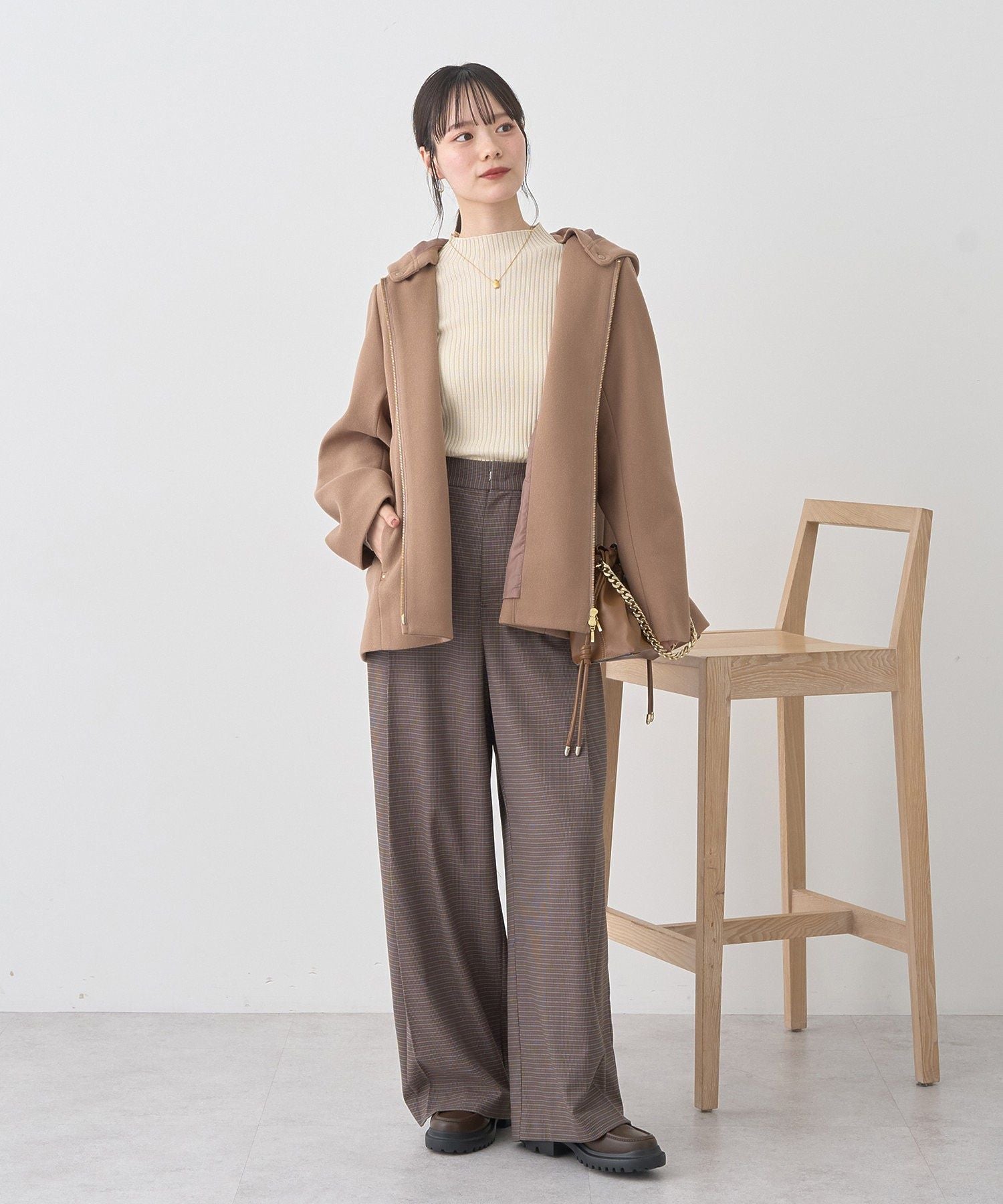 アースミュージックアンドエコロジー earth music&ecology ウエストタブタックパンツ (ブラック) ブラック