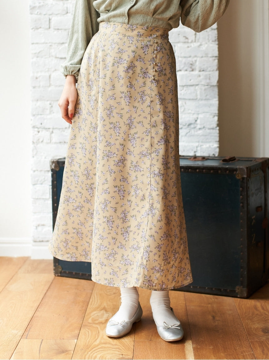 アースミュージックアンドエコロジー earth music&ecology サイドボタンスカート (ライトベージュ) ライトベージュ