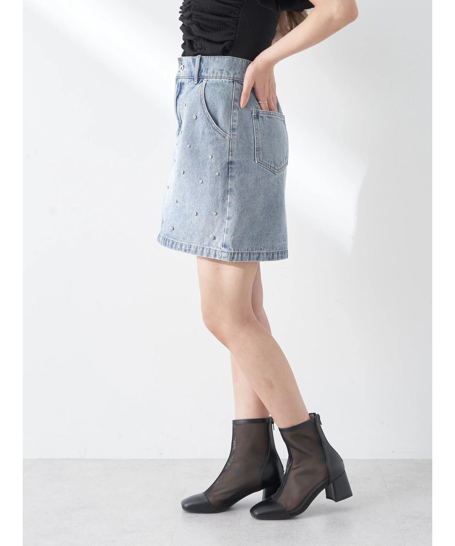 アースミュージックアンドエコロジー earth music&ecology ビジューデニムミニスカート (ライトインディゴ) ライトインディゴ