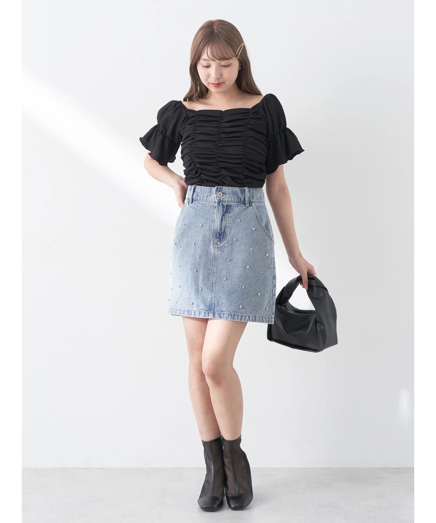 アースミュージックアンドエコロジー earth music&ecology ビジューデニムミニスカート (ライトインディゴ) ライトインディゴ