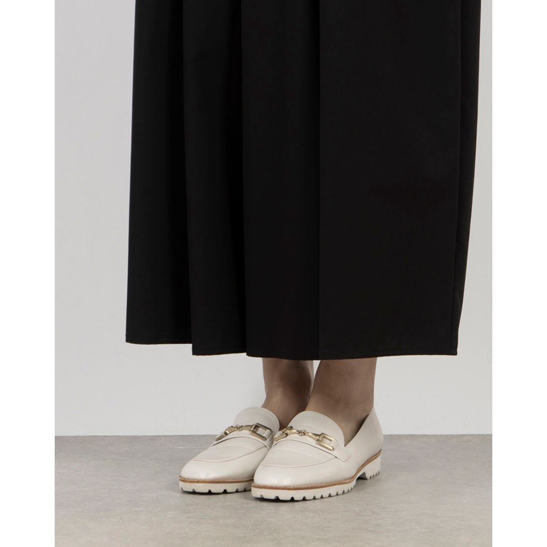 EGLANTINE Box Flare Wide Tuck Pants