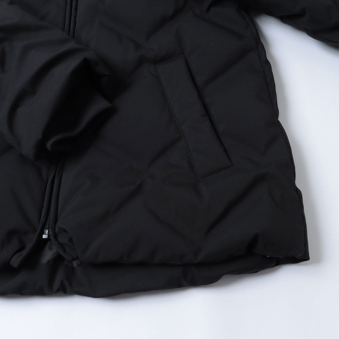 エグランティーヌ EGLANTINE ダウンジャケット (ブラック) ブラック