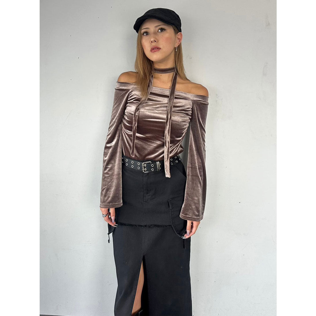 EGOIST EGOIST Off-Shoulder Velour Top with Stole